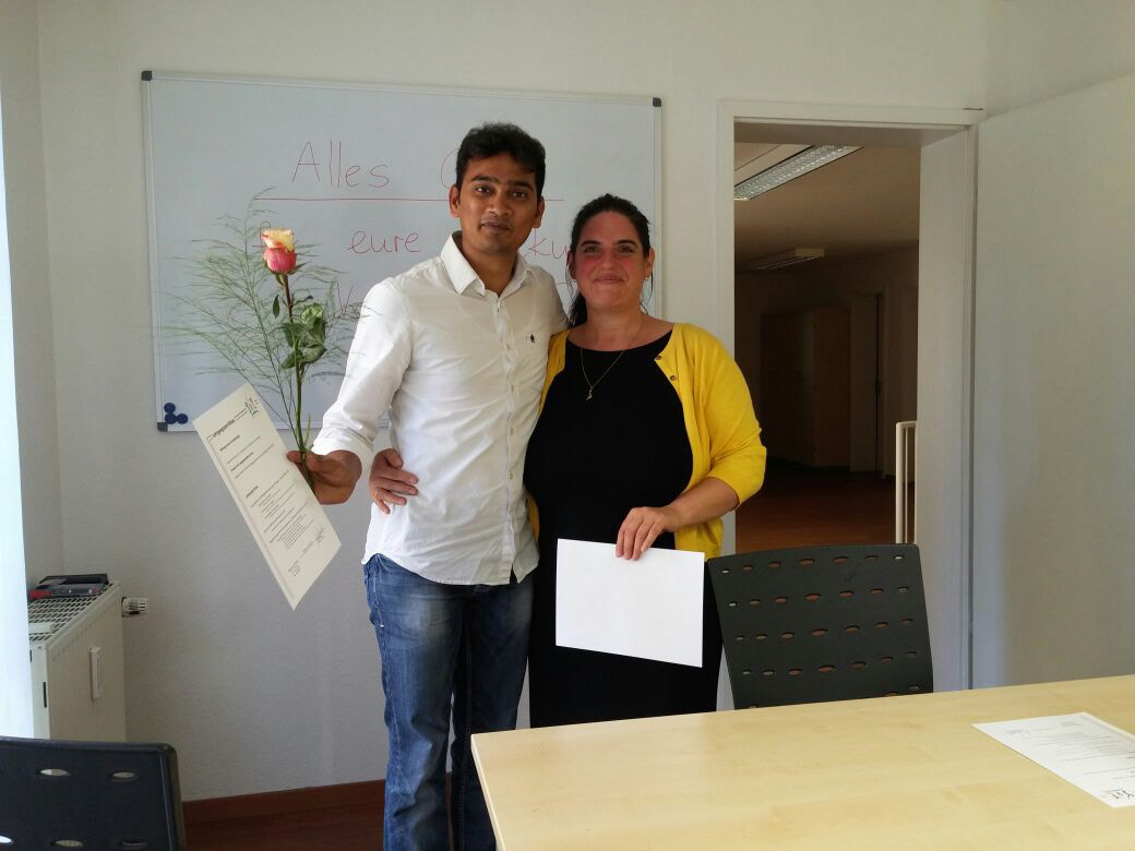 Erster Absolvent des Sprachkurses