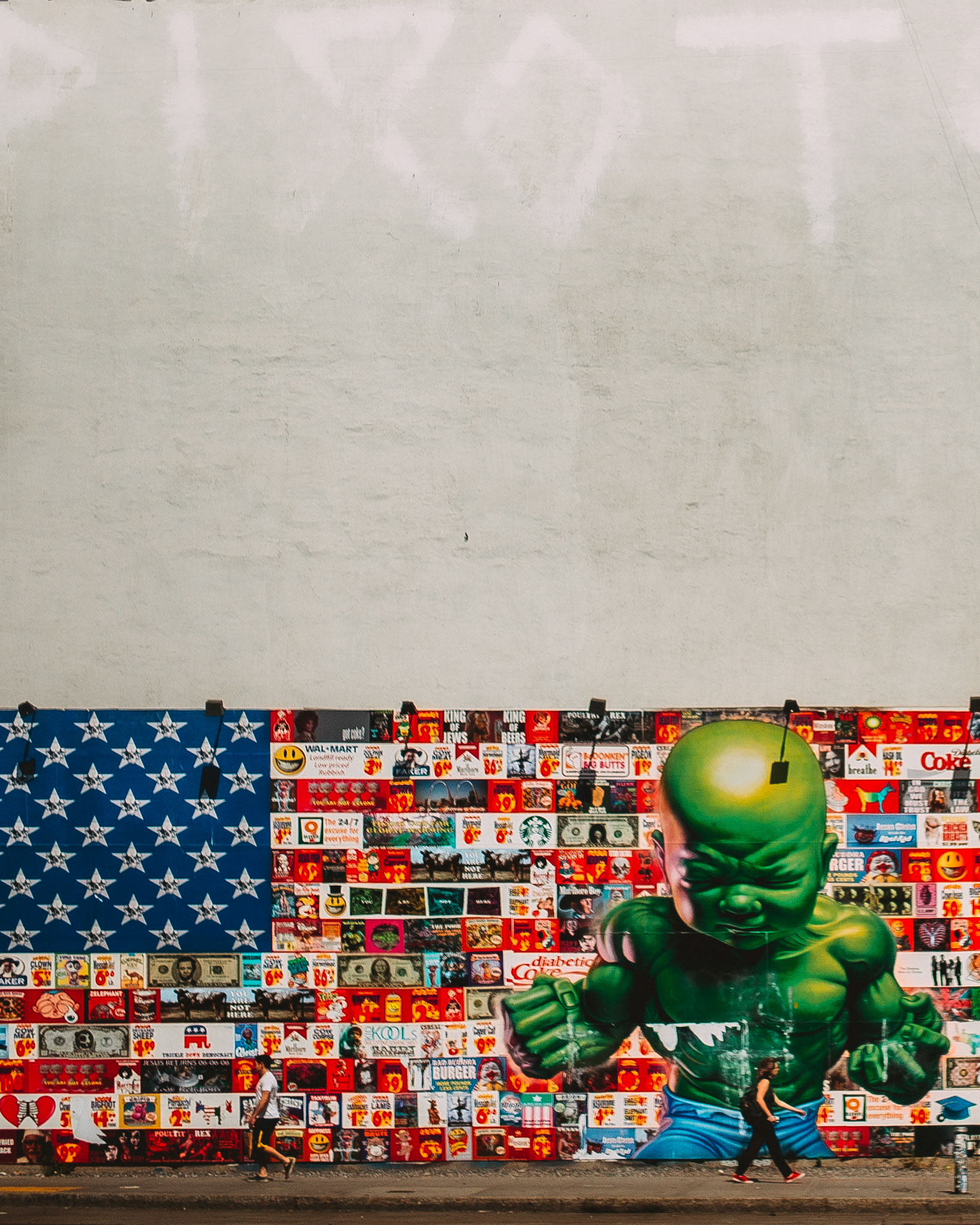 A mural with a prominent American Flag, E Houston St, Manhattan, New York City, USA, September 2015, Leica M.