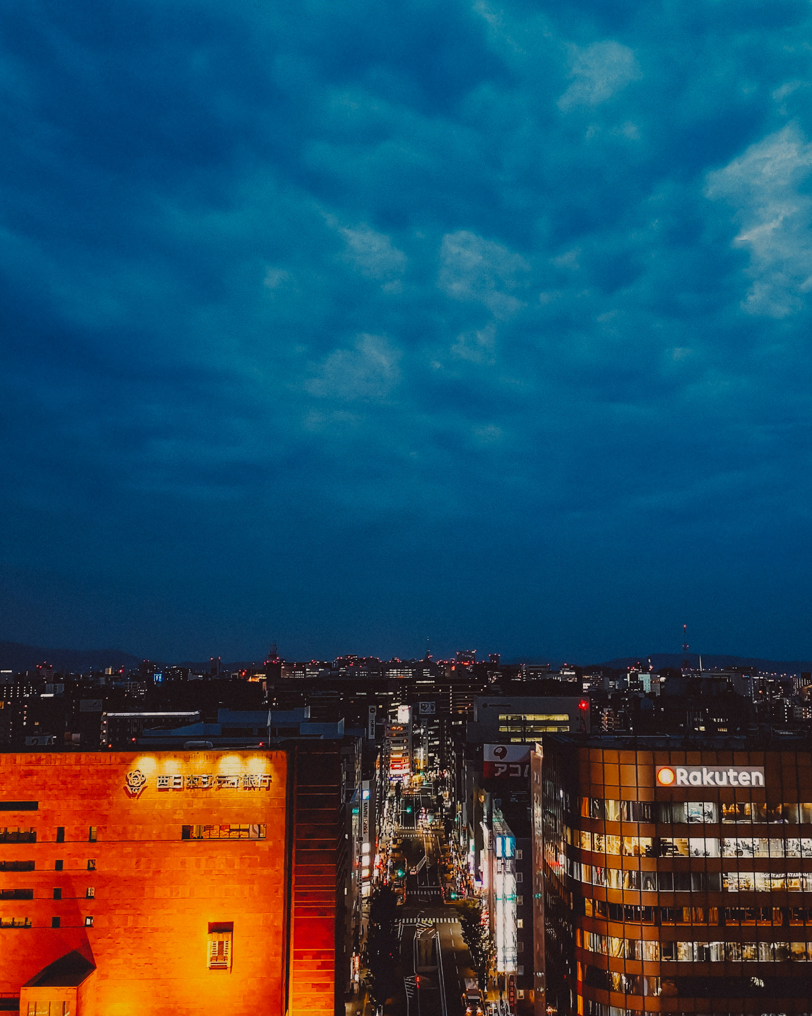 Hakata's main avenue from the roofdeck of the Hakata Hankyu, Fukuoka, Japan, October 2018, Huawei P20 Pro.