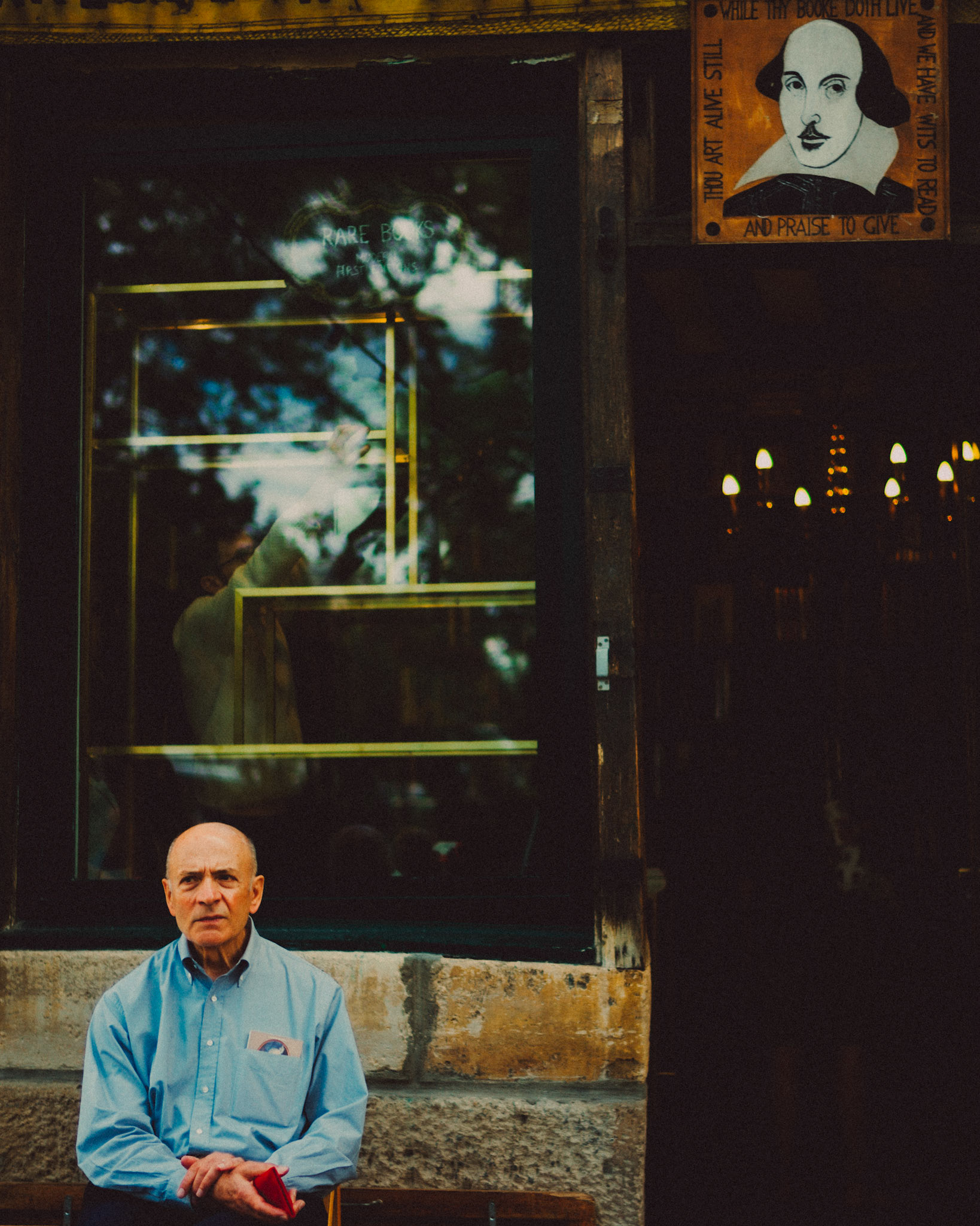 Life imitates art part deux, Shakespeare &amp; Company, Paris, France, July 2015, Leica M.