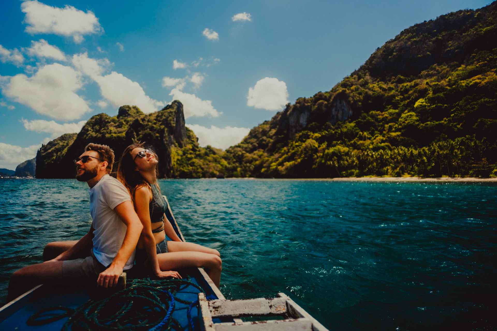 An island hopping tour with a travel couple on their honeymoon, Cadlao Island, El Nido, Palawan, Philippines, Southeast Asia, February 2019, Sony A7III.