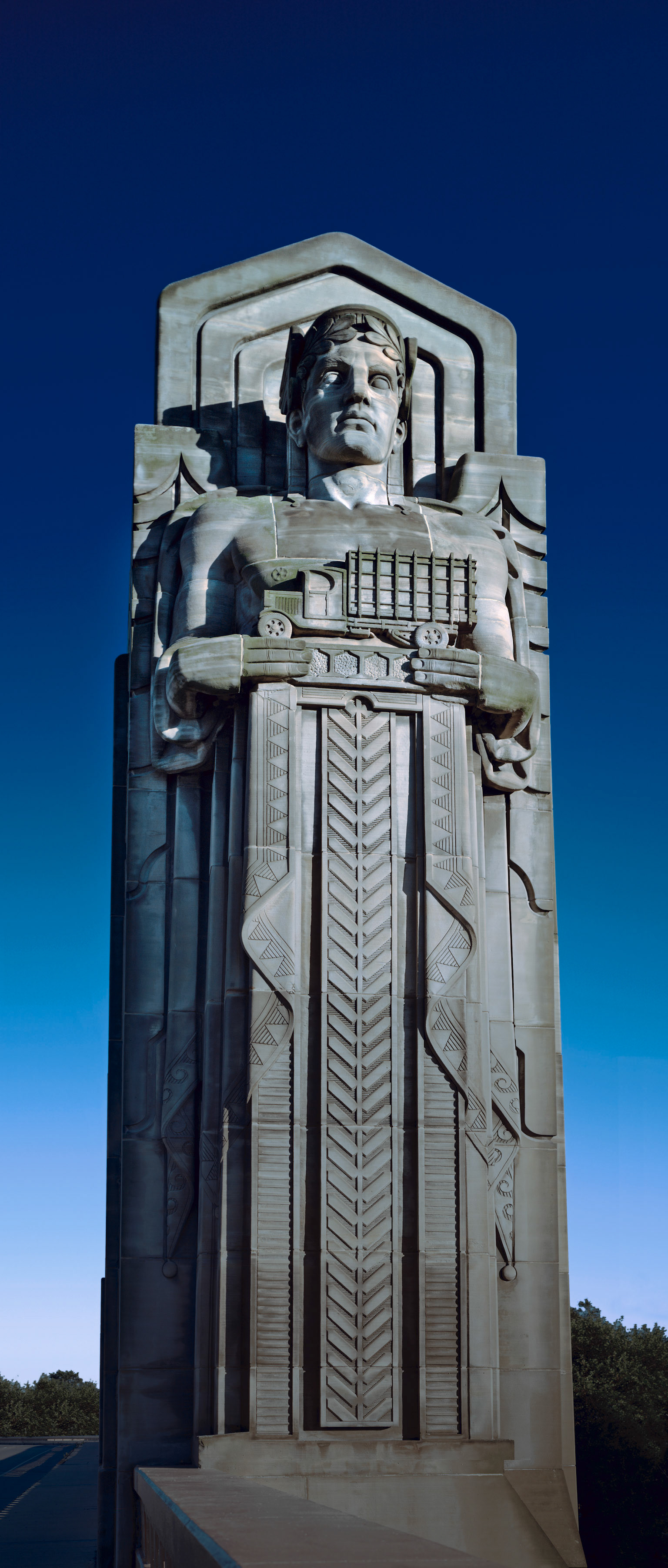 File_160, Sun Sep 19, 2004,  8:19:04 AM, 16C, 3728x8000,  (1160+0), 100%, straight 6 sto, 1/120 s, R73.1, G64.2, B85.0