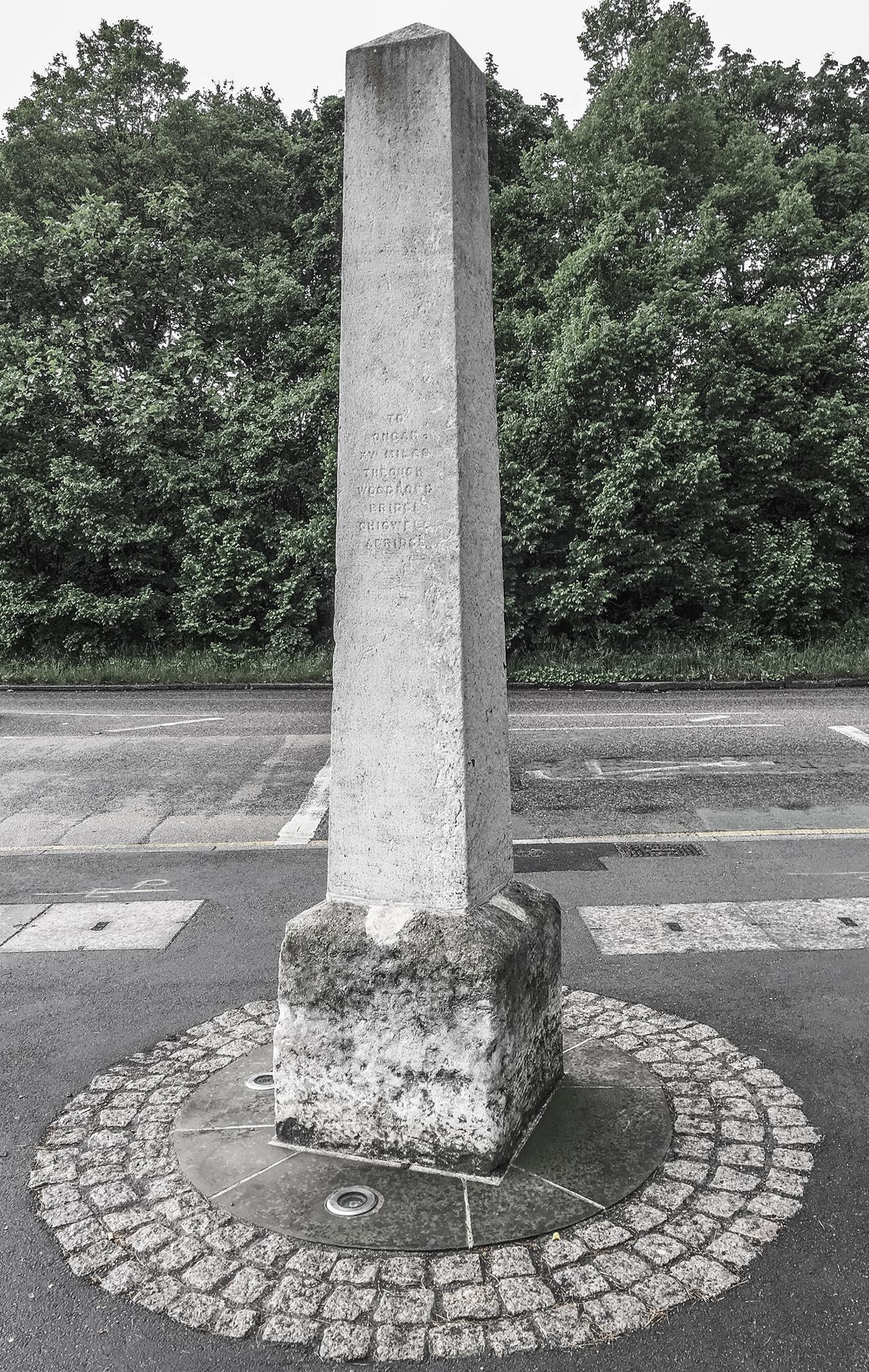 Hollybush Hill Obelisk