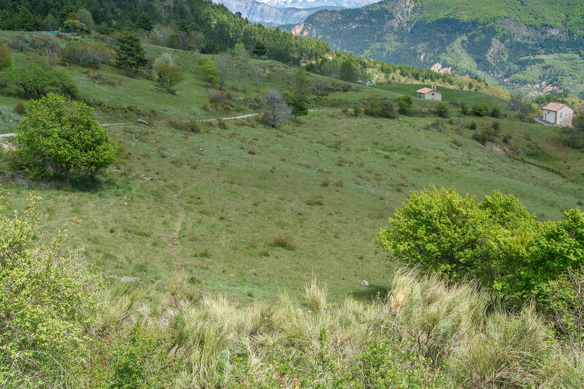 à l'approche de Mélan
