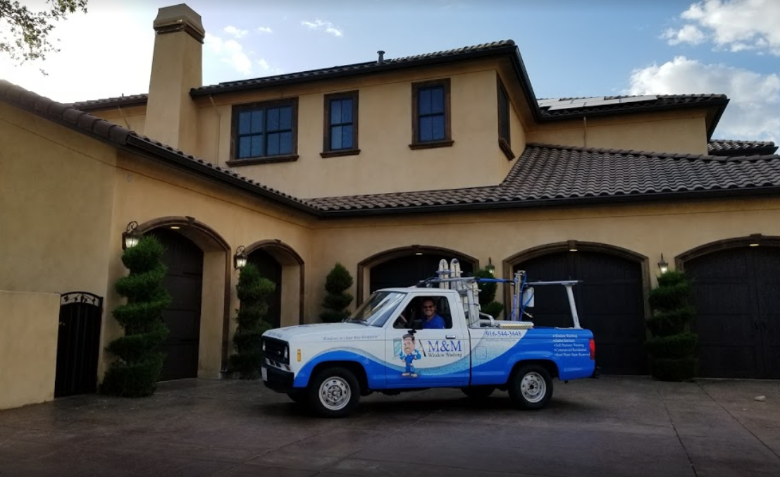 M&M Window Washing - Ford Ranger