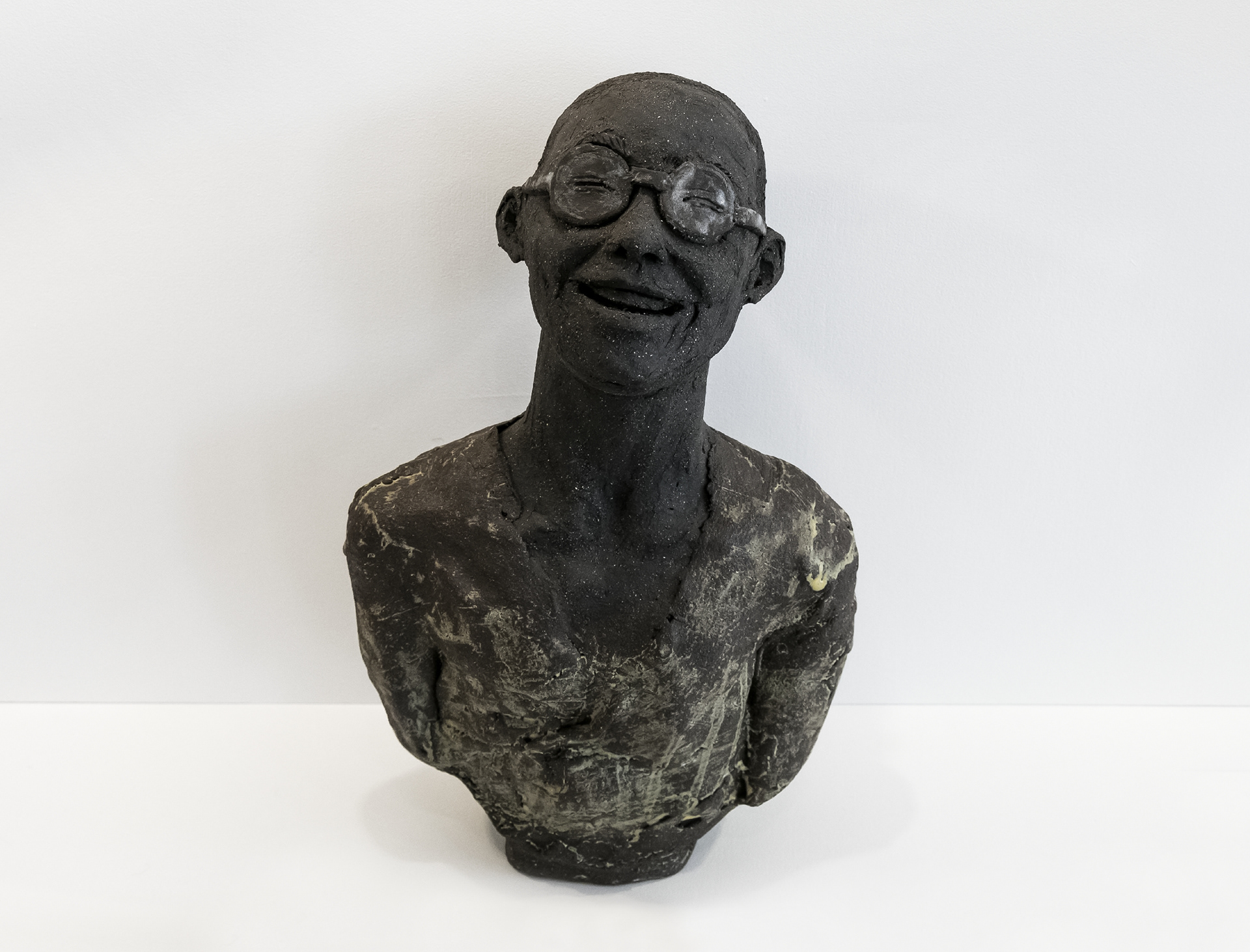 Sculpture en grès - 890€