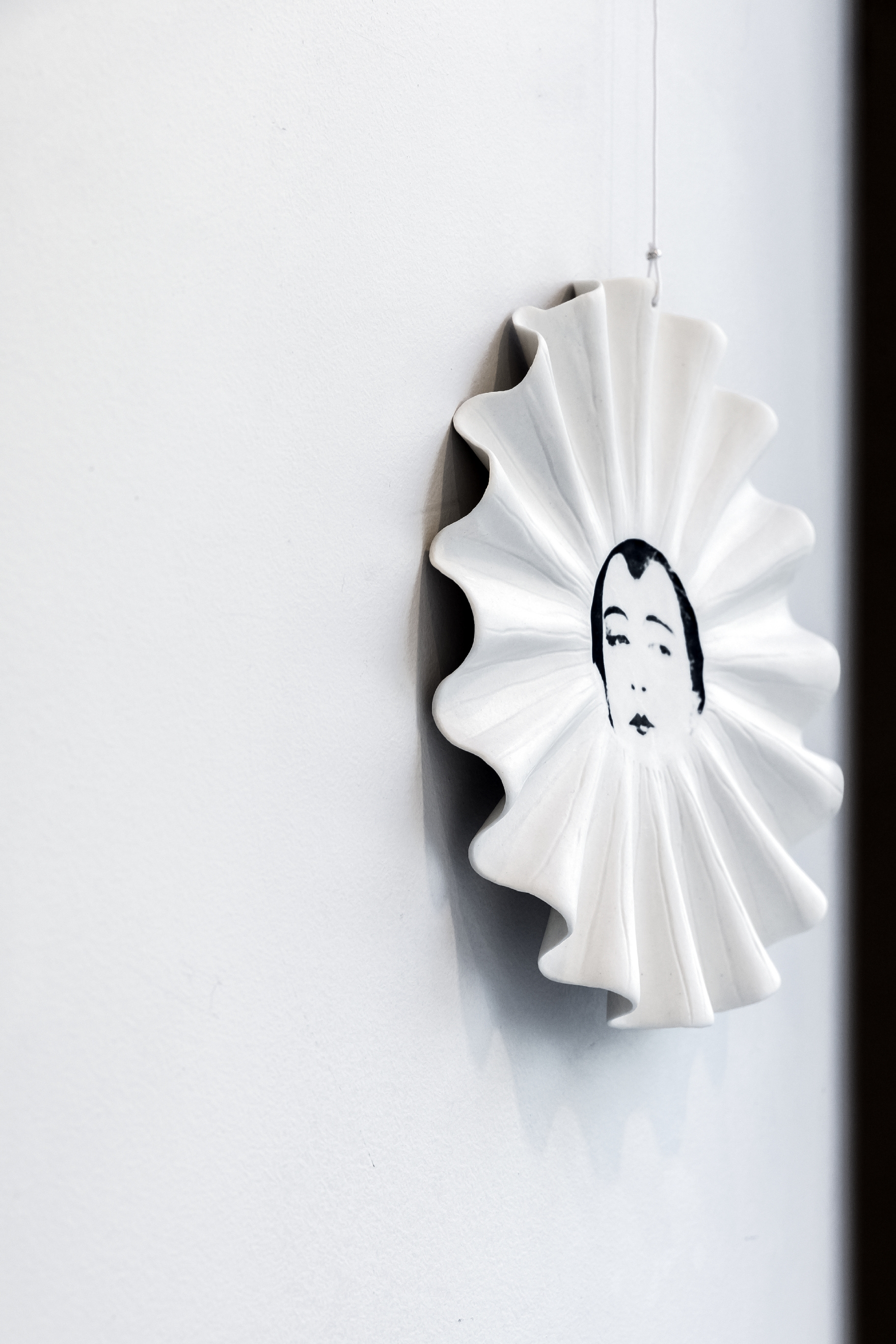 Portrait Hélios en porcelaine - 95€