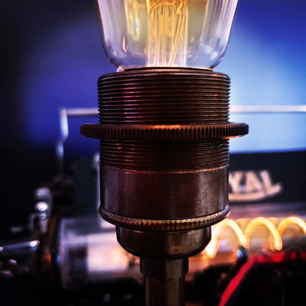 Antique style light fittings