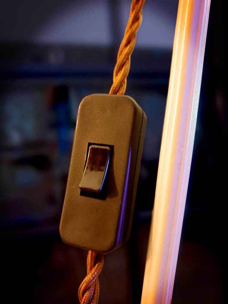 Inline switch with vintage braided cable