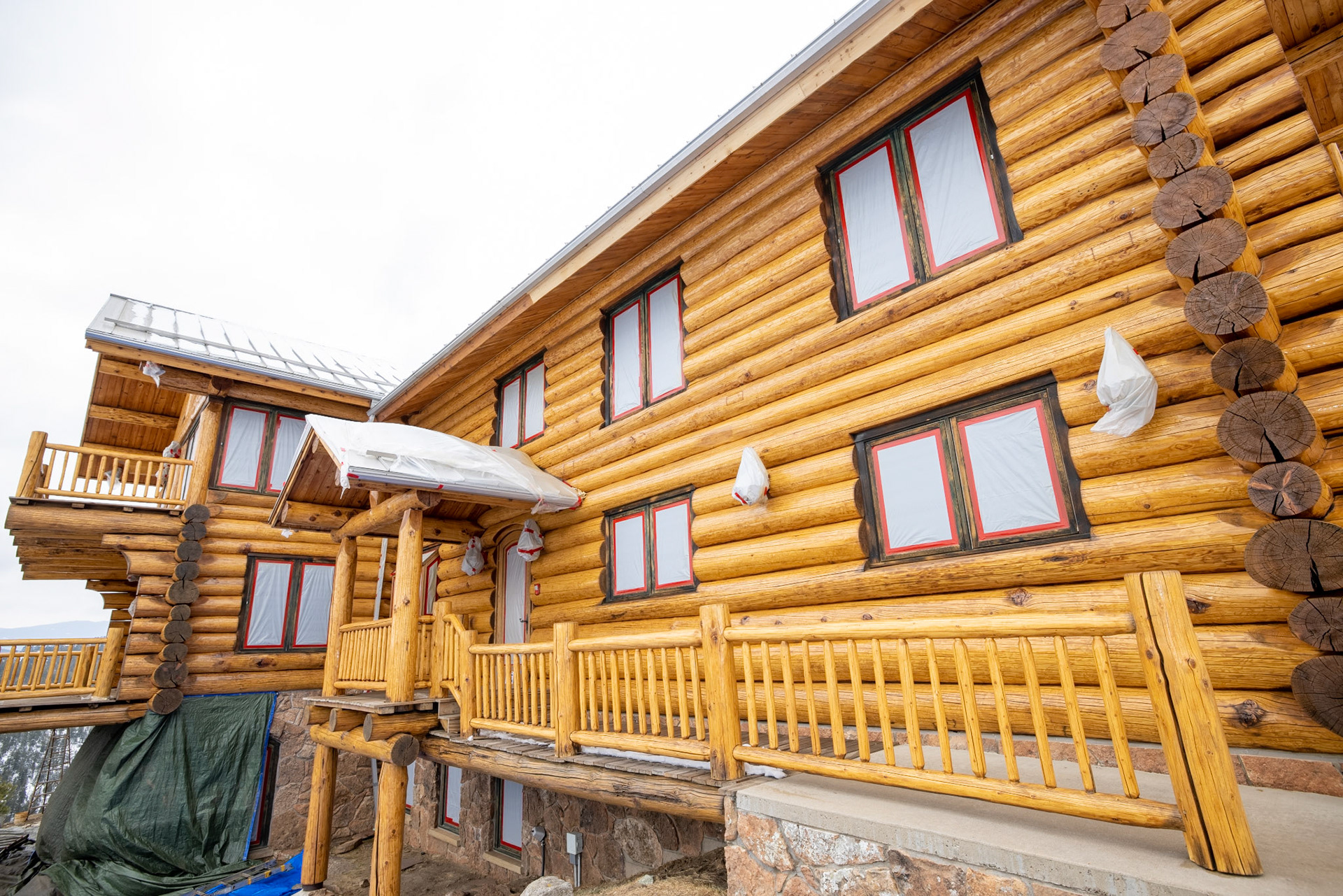 Boulder log home maintenance