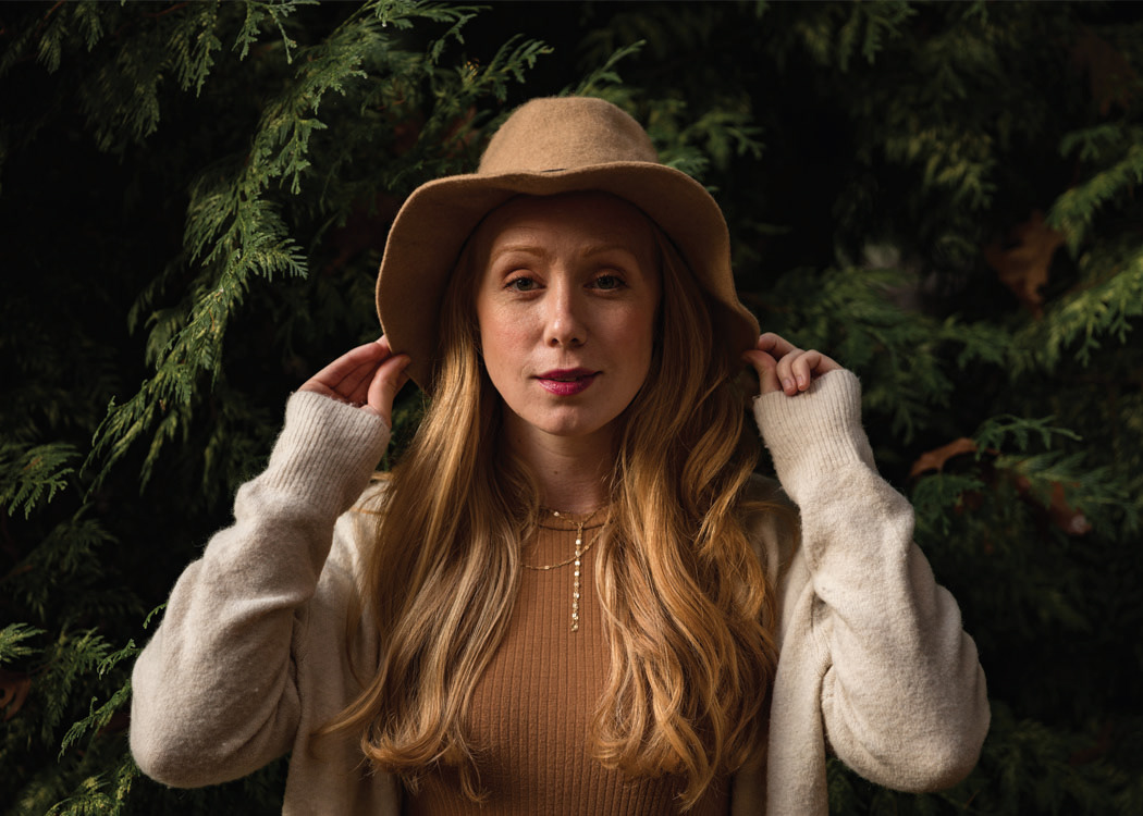 Cristina Larsen About