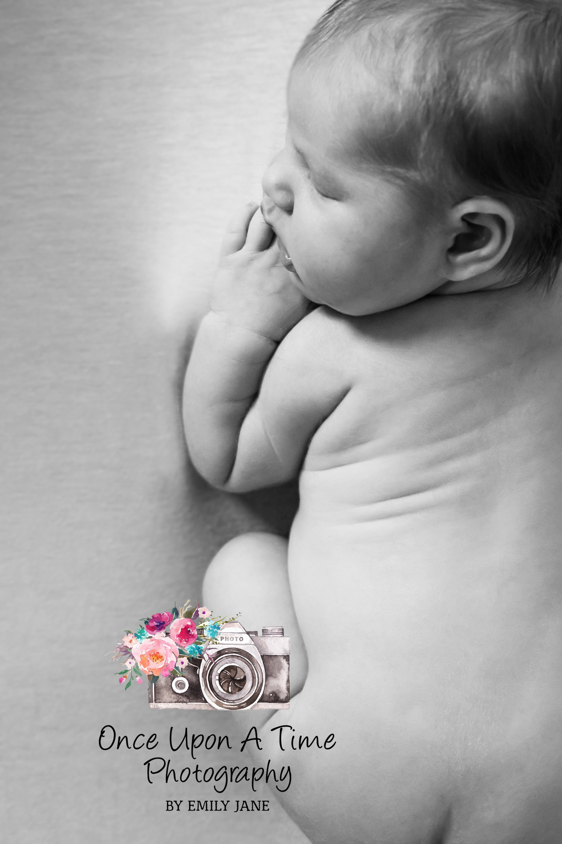 Newborn photoshoot Gloucestershire