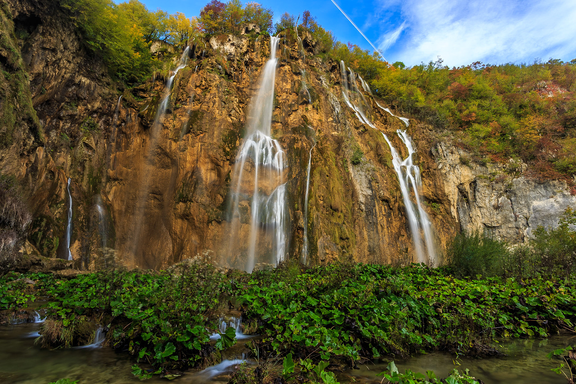 Veliki Slap- Big Falls at Plitvice National Park