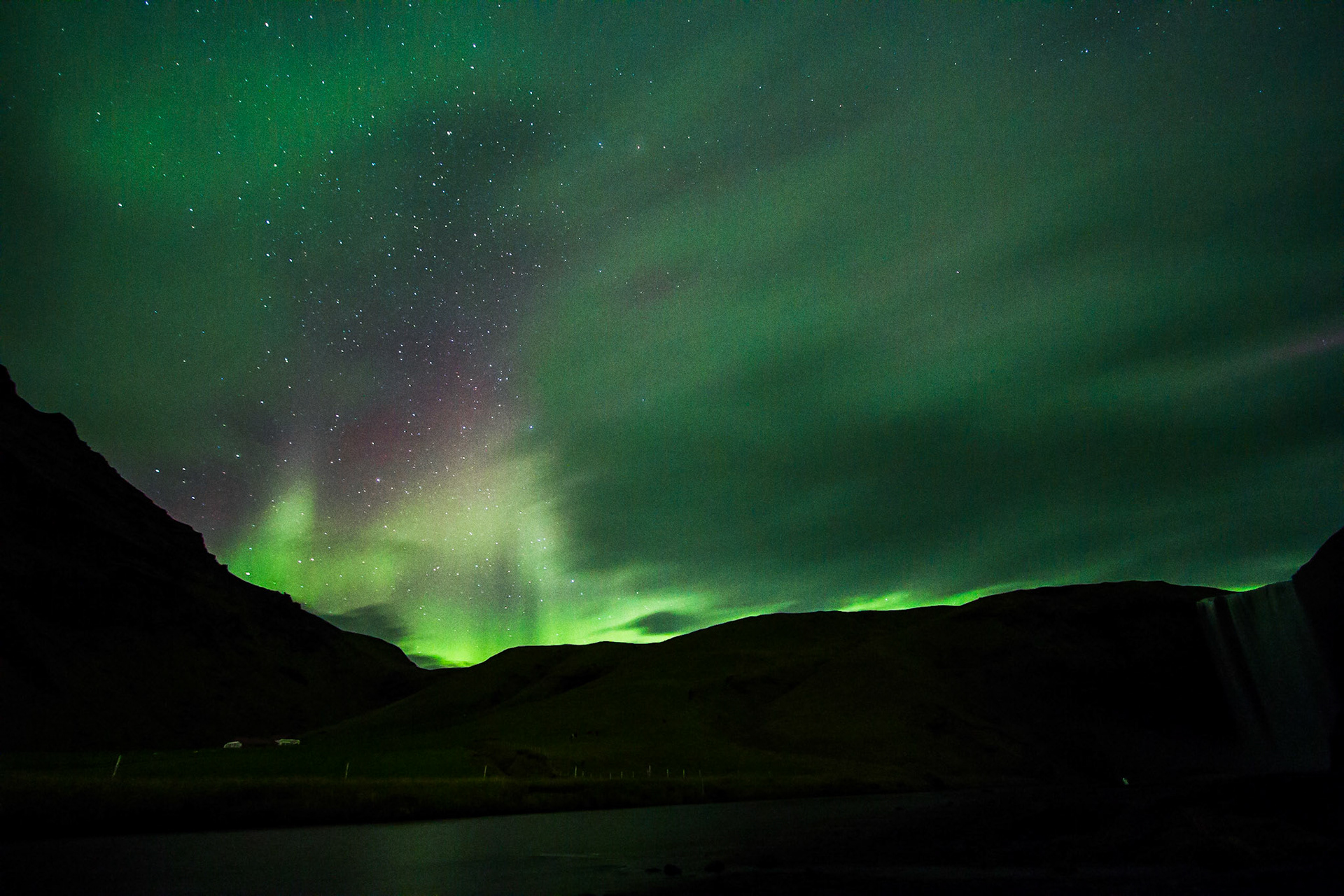 Northern Lights in Skógafoss