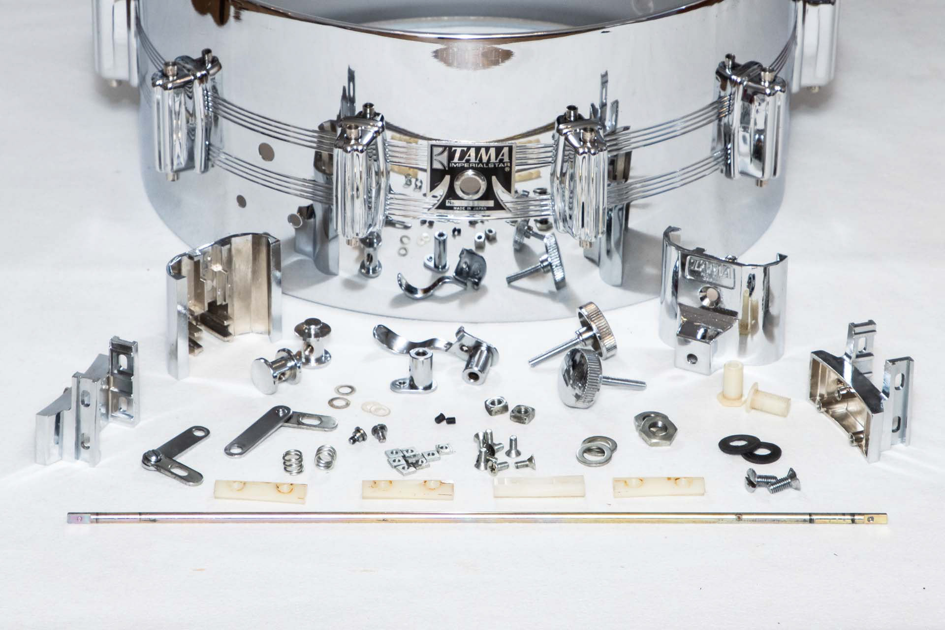 The 61 parts of the Tama Imperialstar parallel action strainer | Herbert Heim Vintagedrums