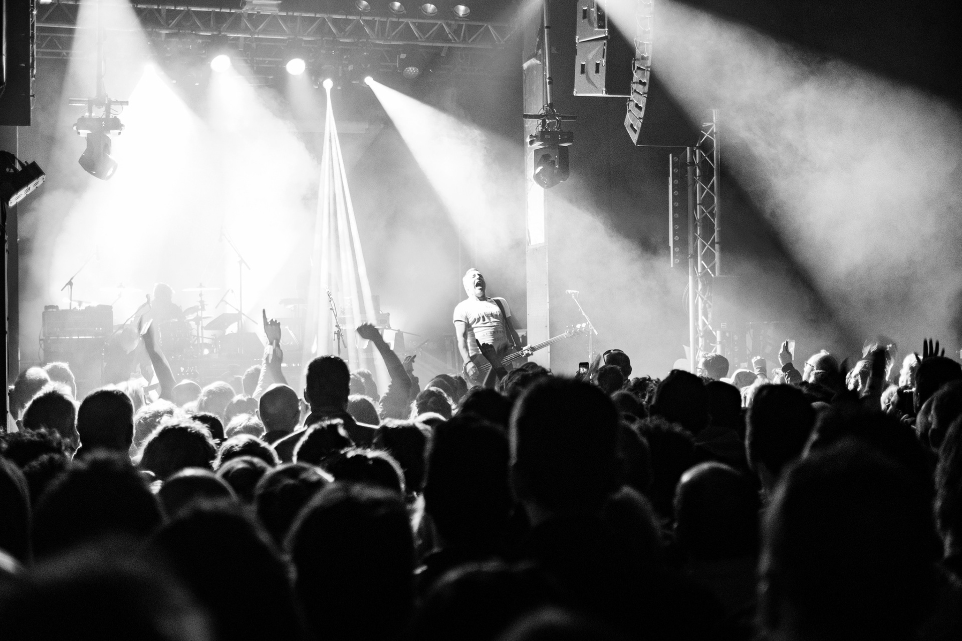 Peter Hook & The Light