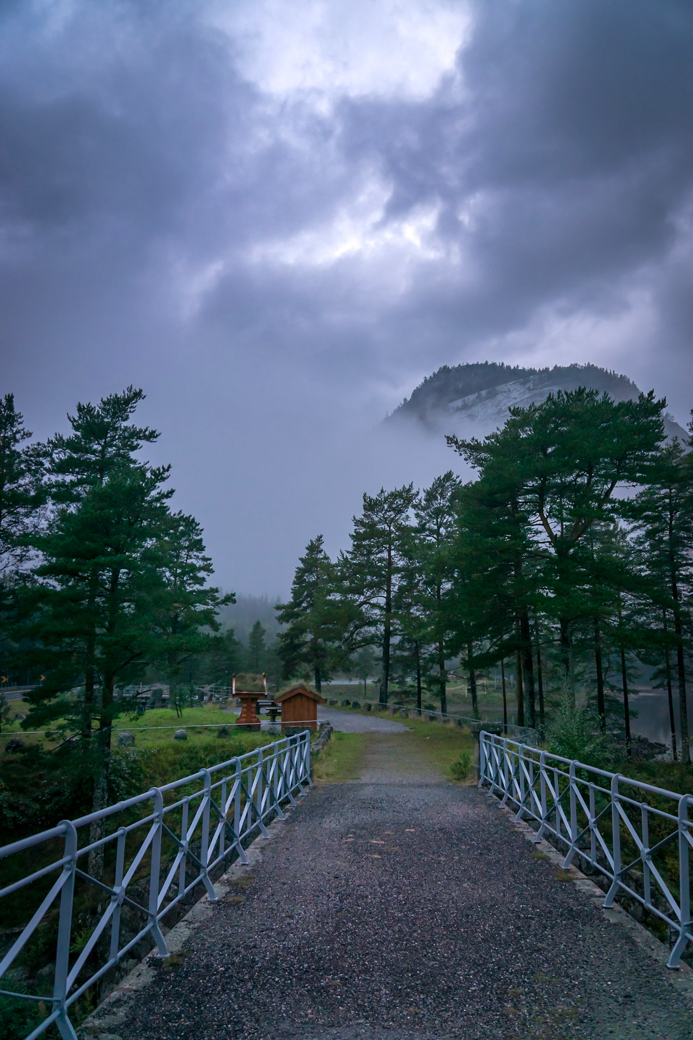 Sony ILCA-77M2 | DT 16-50mm F2.8 SSM @ ISO 400 | 16 mm | f/2.8 | 1/250 s