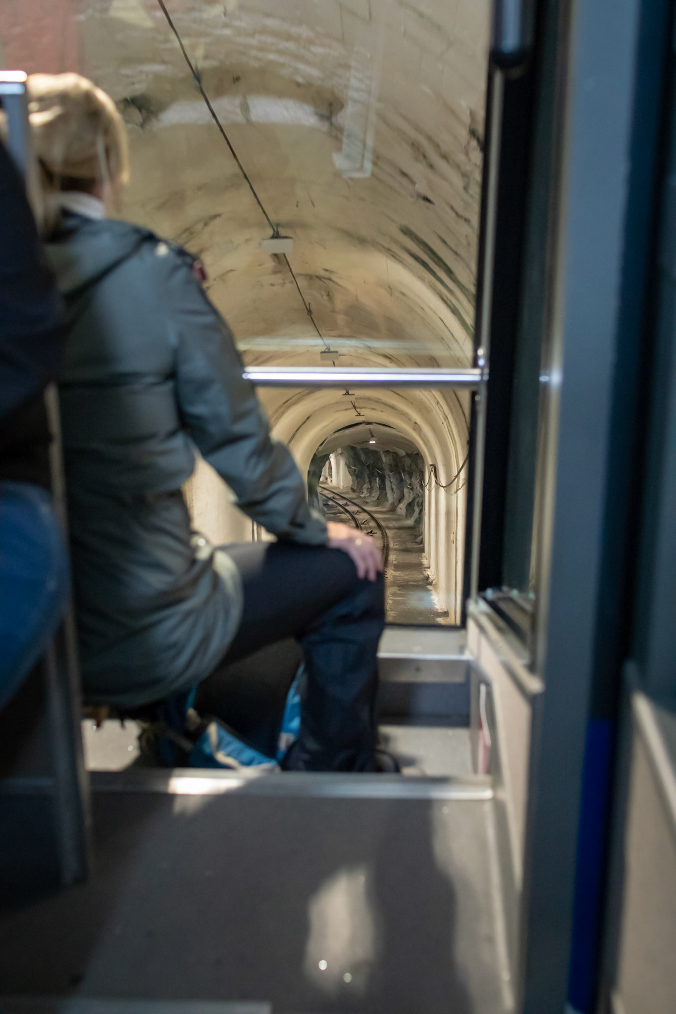 Sony ILCA-77M2 | DT 30mm F1.4 @ ISO 3200 | 30 mm | f/2.8 | 1/50 s