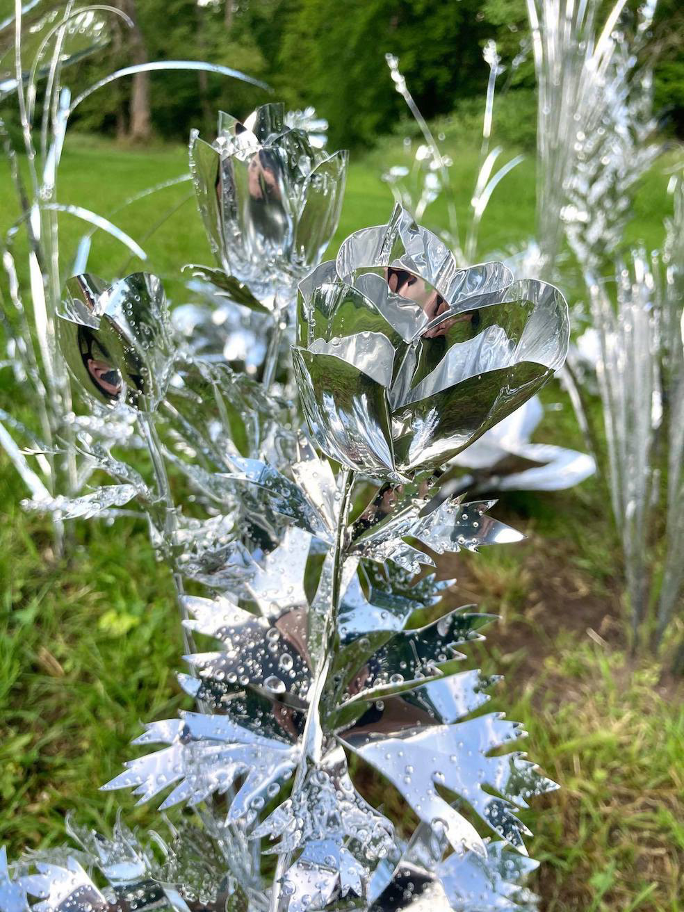 Title: The aluminum garden -structural studies of plants- mirror surface, Year:2019, Material: Aluminium Foil 0.2mm, Photo by Shinji Minegishi