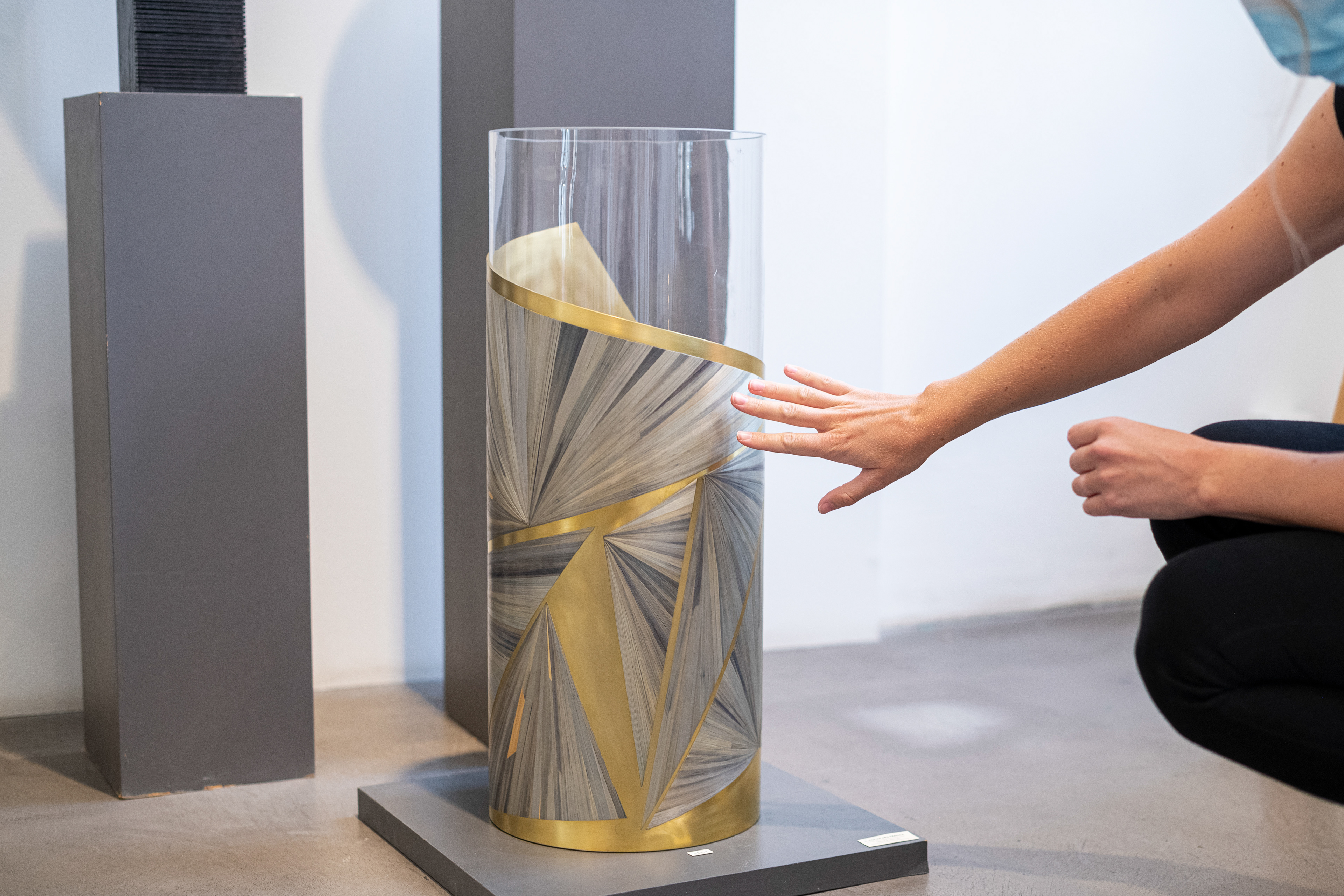 Cache vase - Marqueterie de paille - 800€