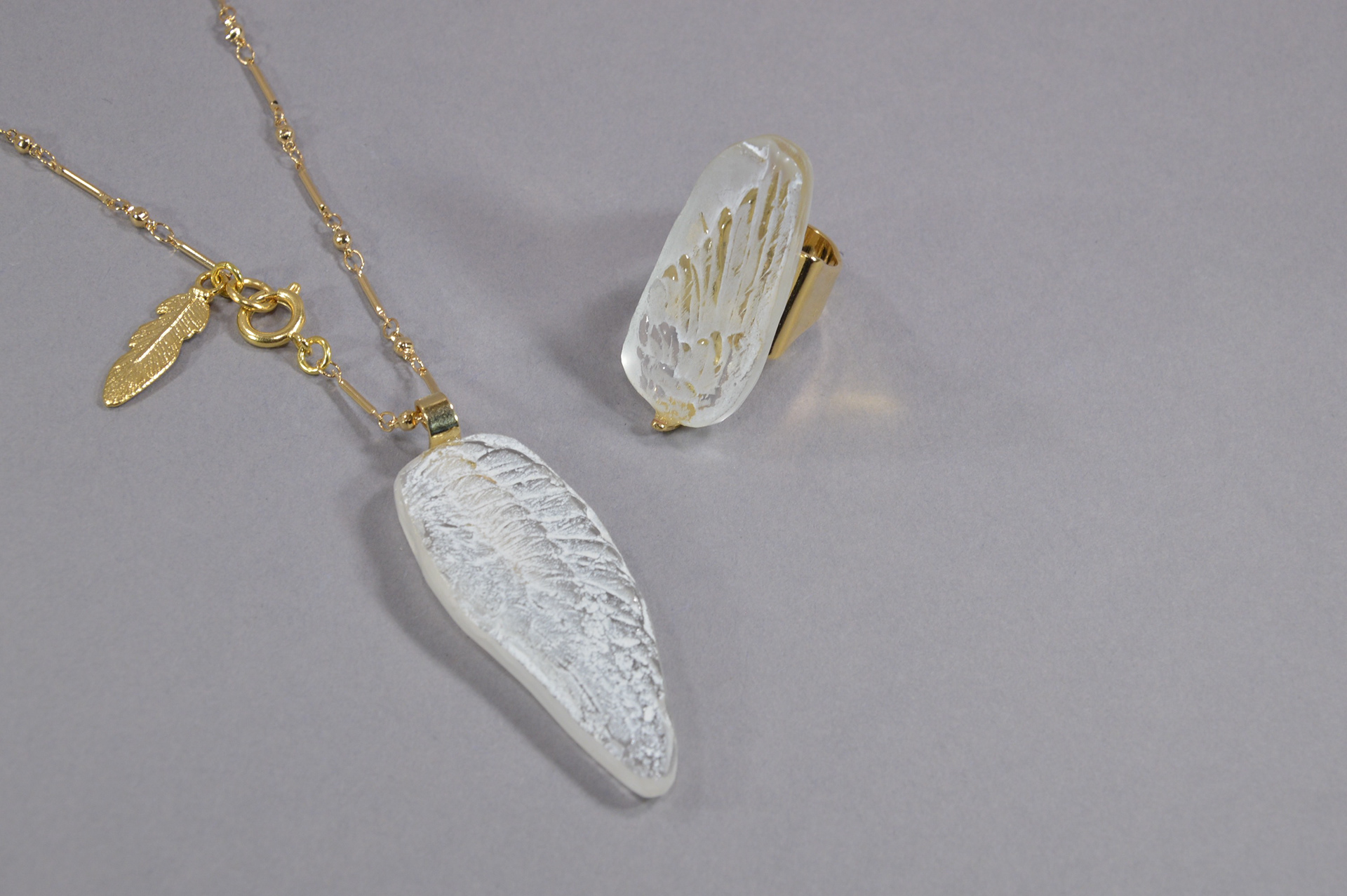 Collier Aile - 101€ / Bague Simple Aile - 94€