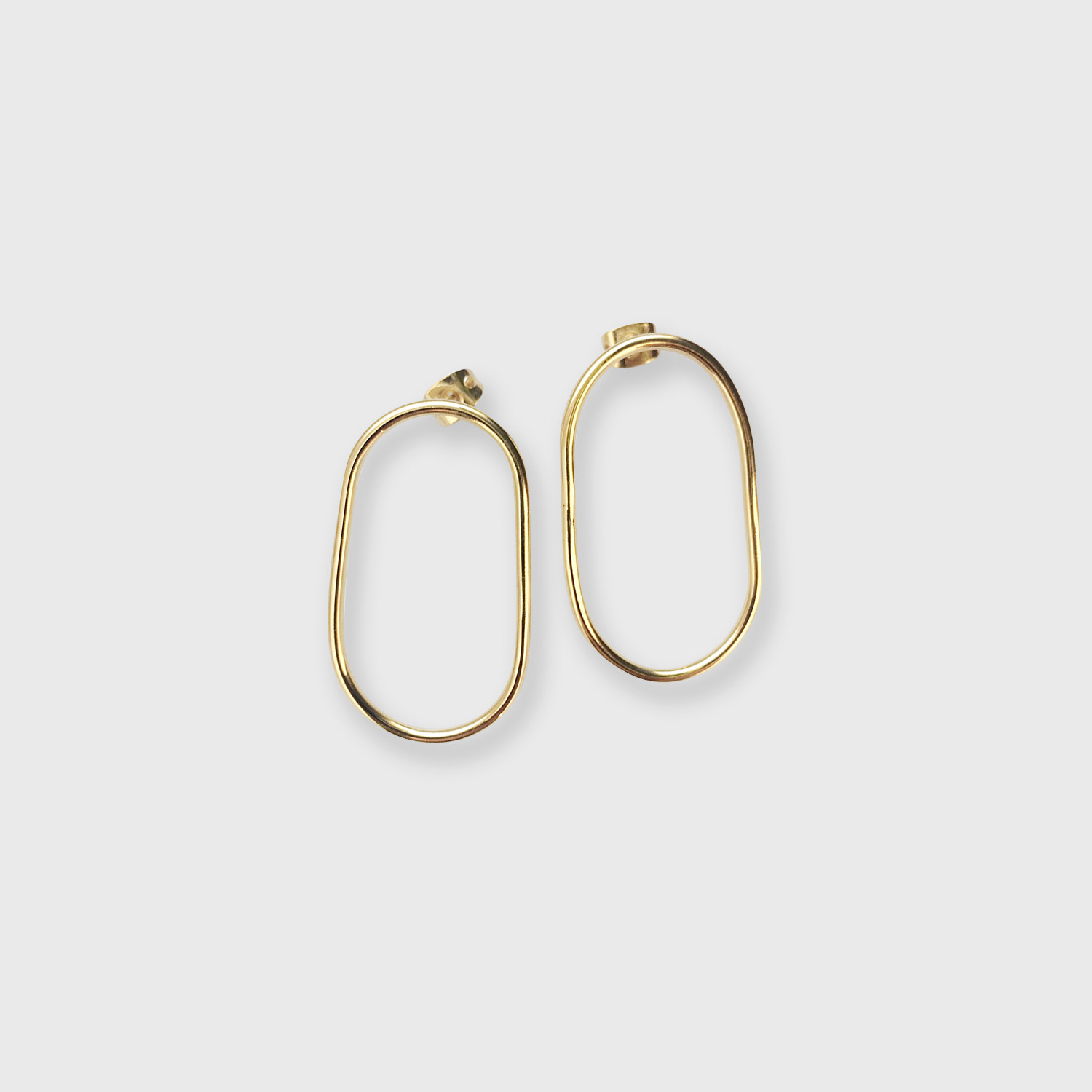 Boucles d'oreilles ovales minimalistes, laiton doré à l'or fin 24 carats - 65€