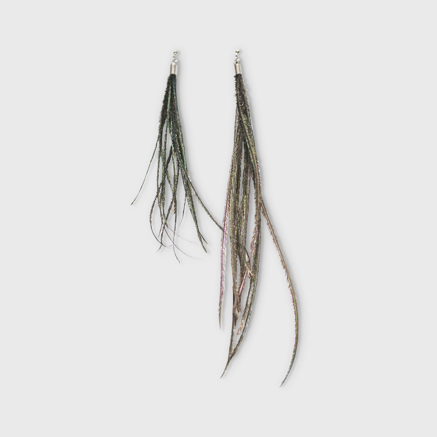Boucles d'oreilles plumes de paon - 35€ Ref. KL-BOPP