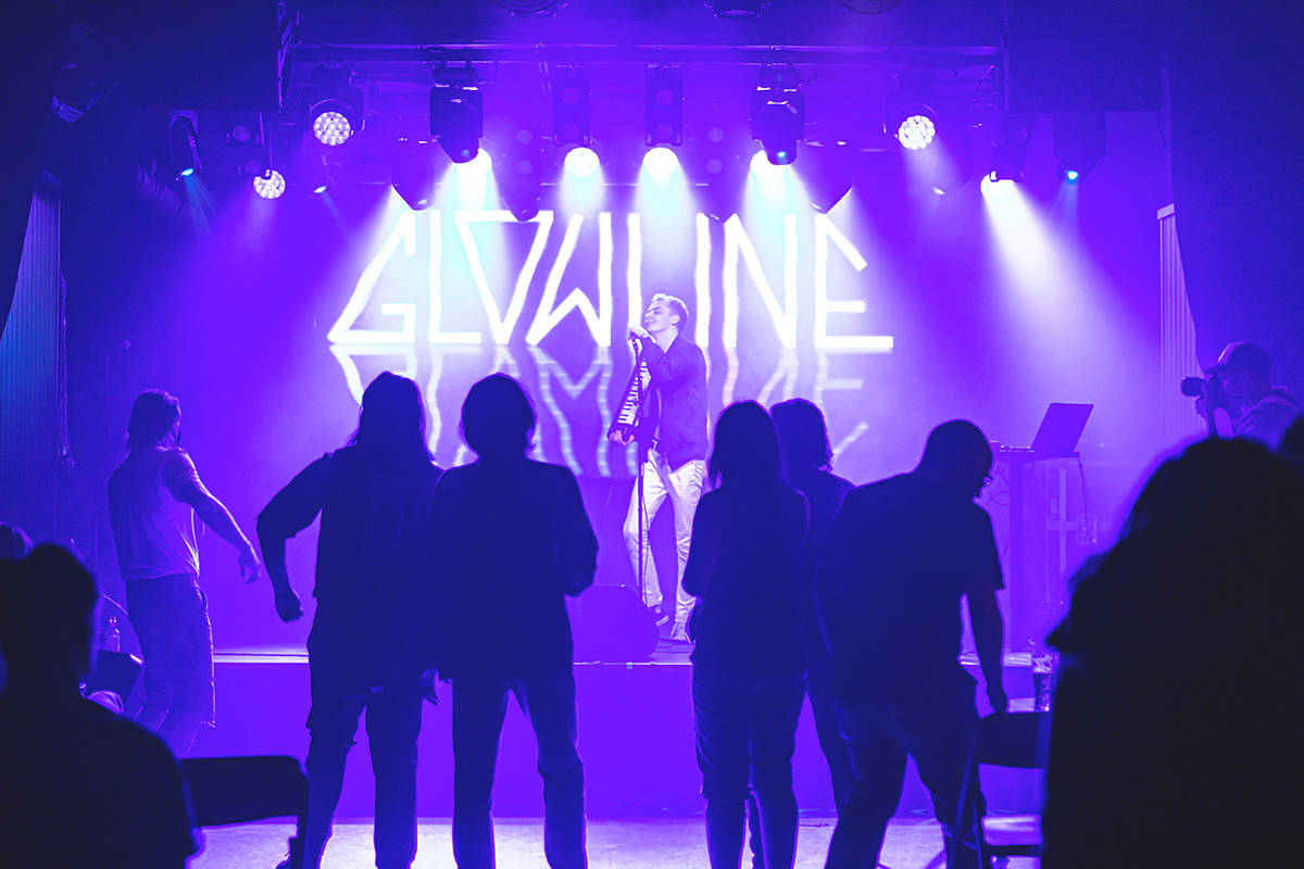 Glowline