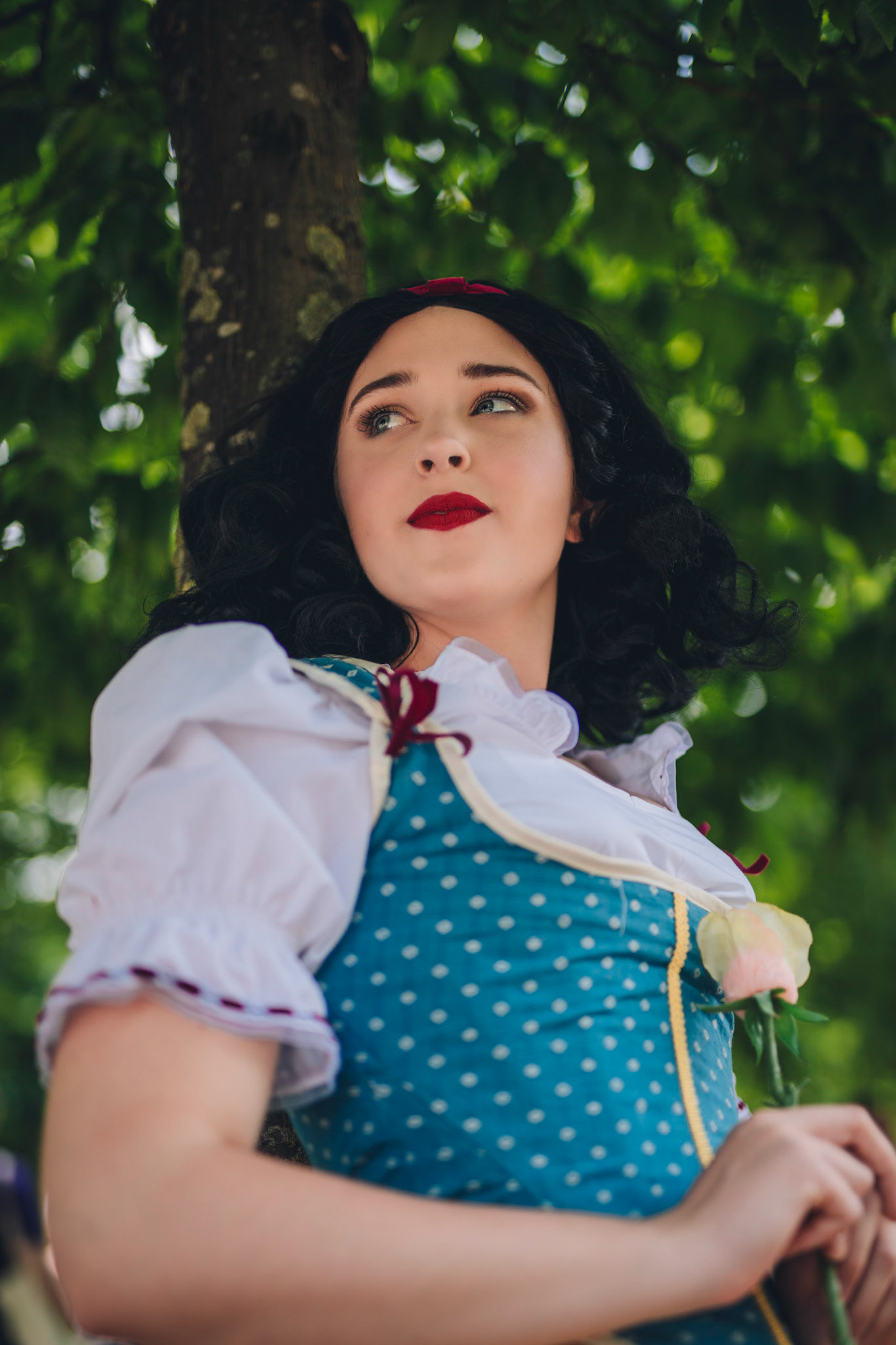 @madidoescosplay as Snow White
