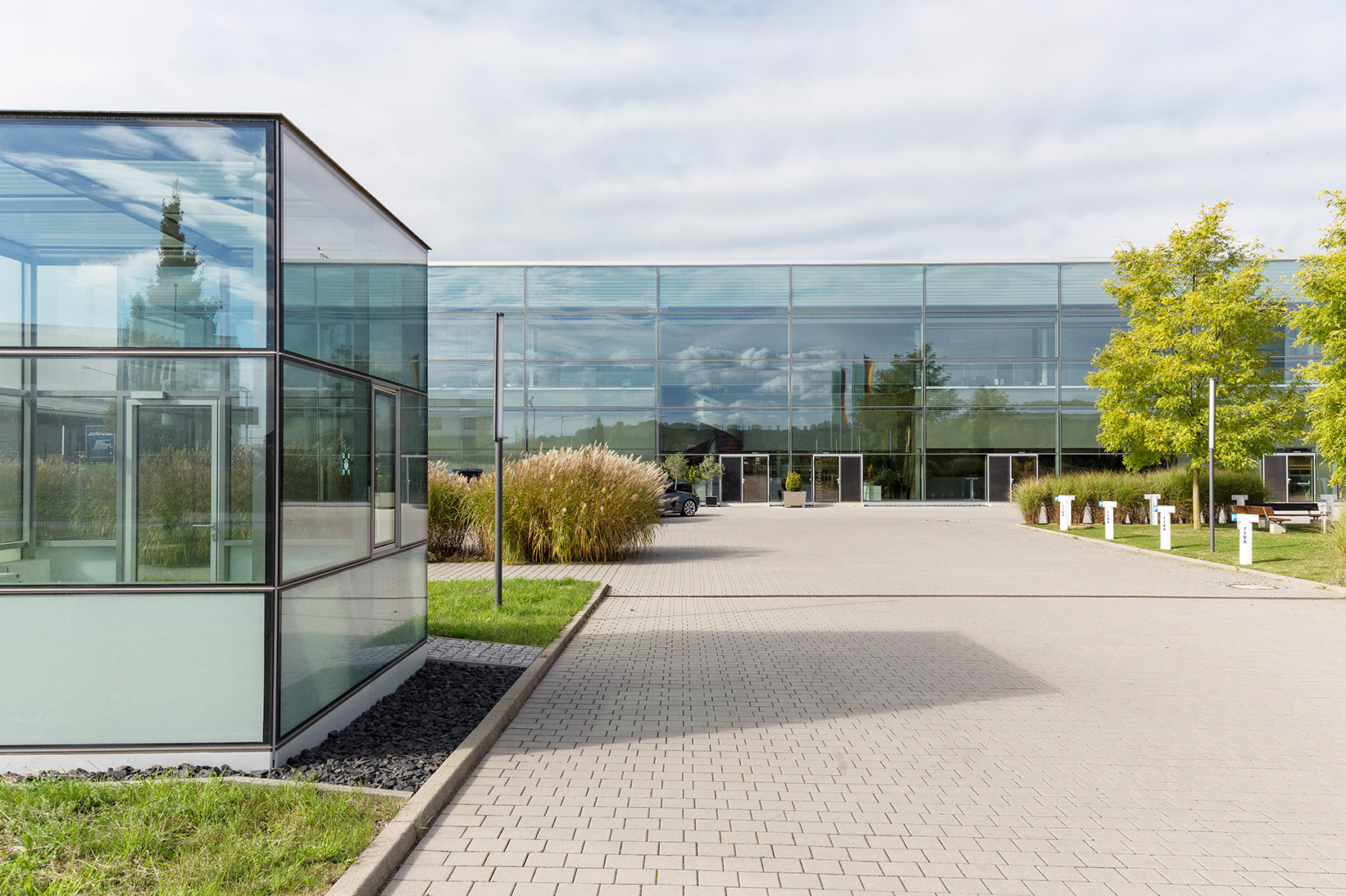 Lukas Brenner Architekturfotografie - Webler + Geissler Stuttgart - Riva Backnang