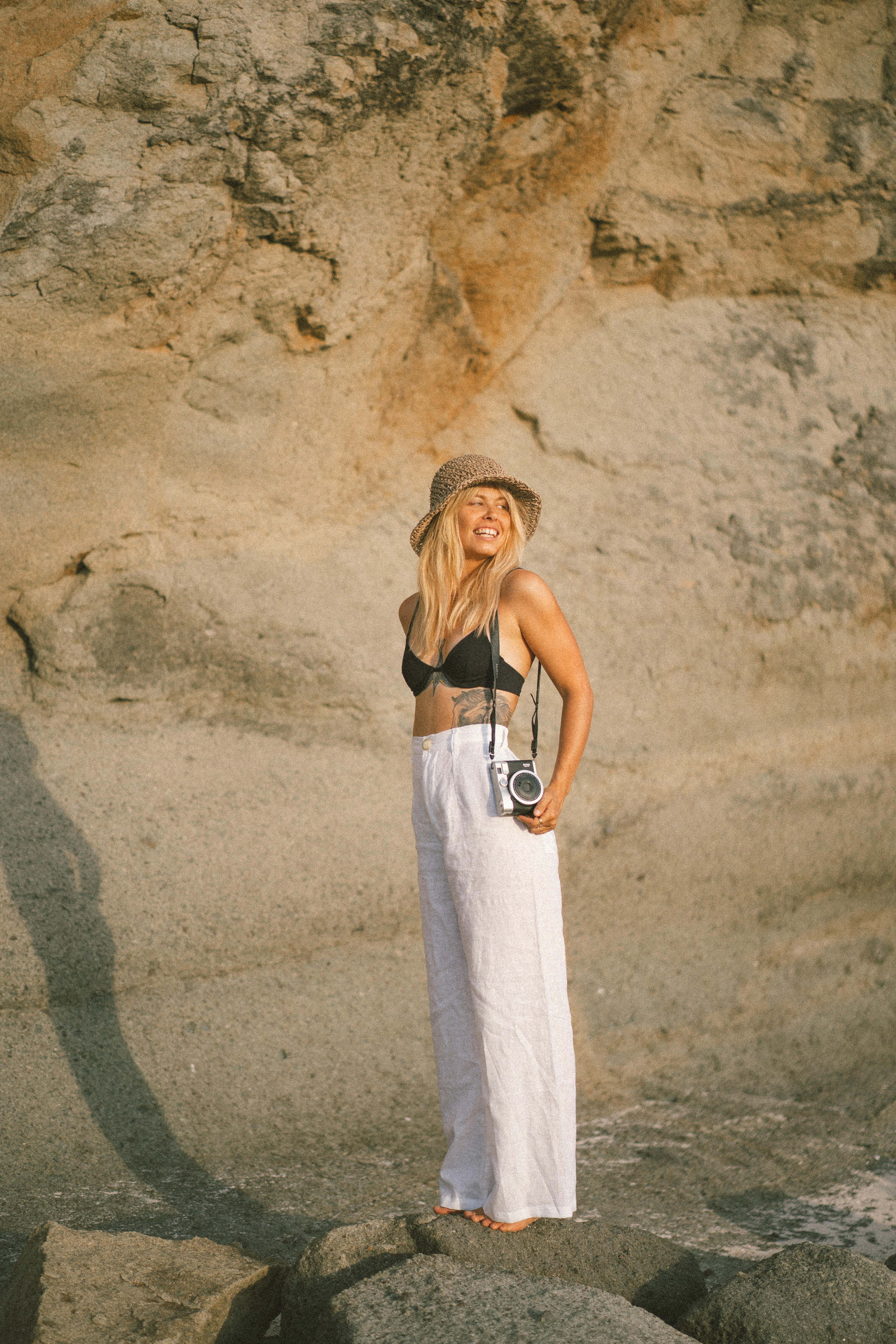 Izzy Pants in White