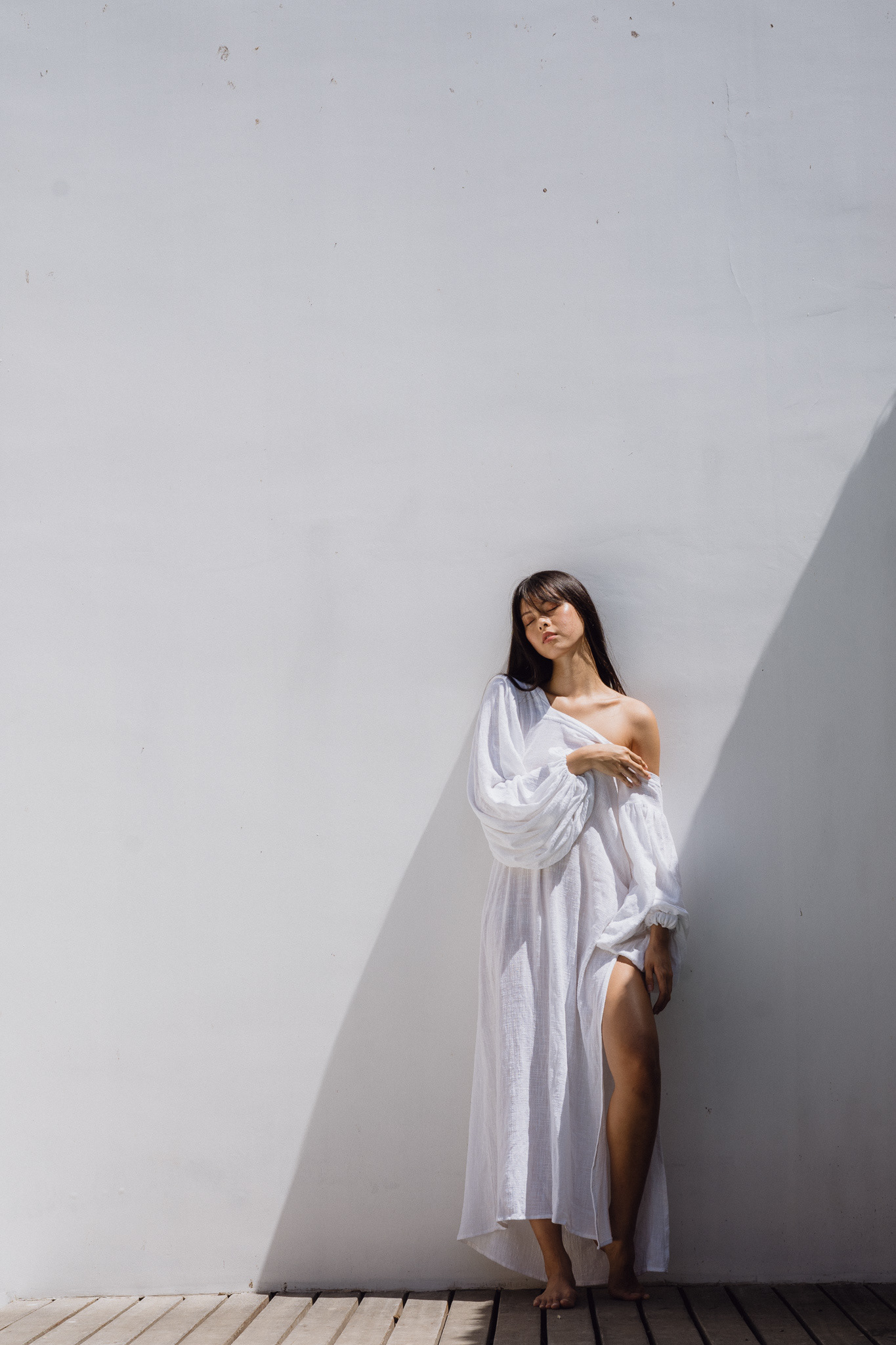 Lola Dress in white