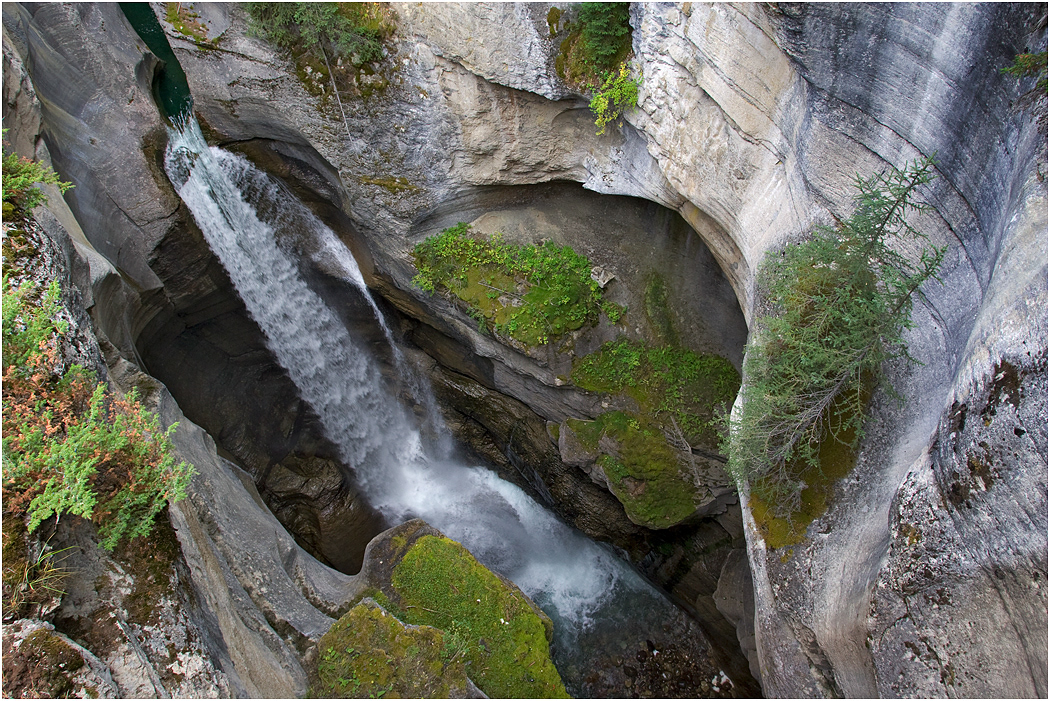 Waterfall, Maligne Canyon, Jasper