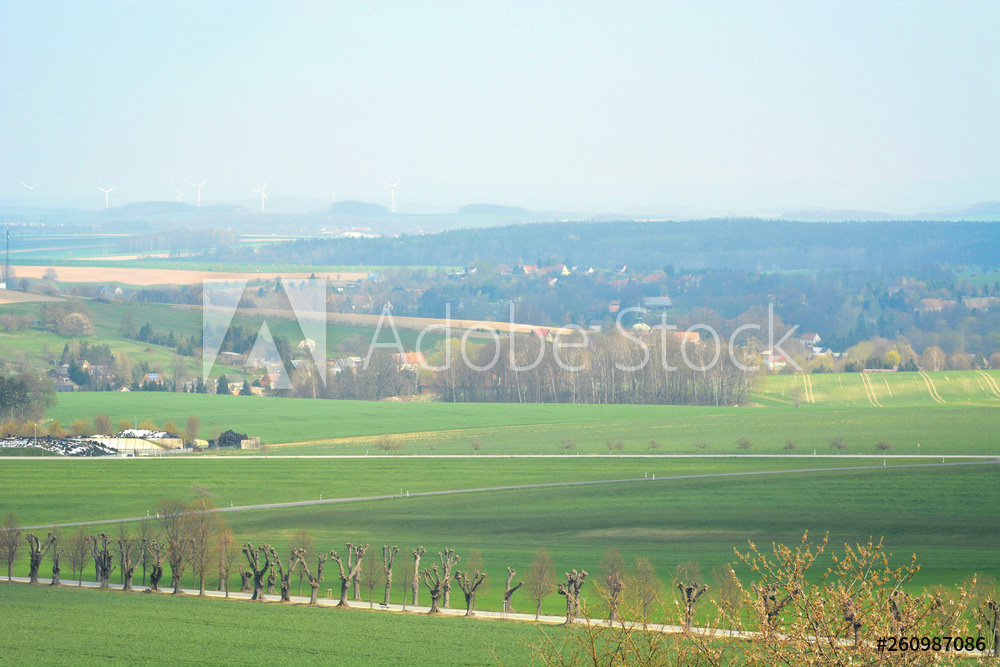 Blick über die Oberlausitzer Landschaft vom Hutberg in Herrnhut