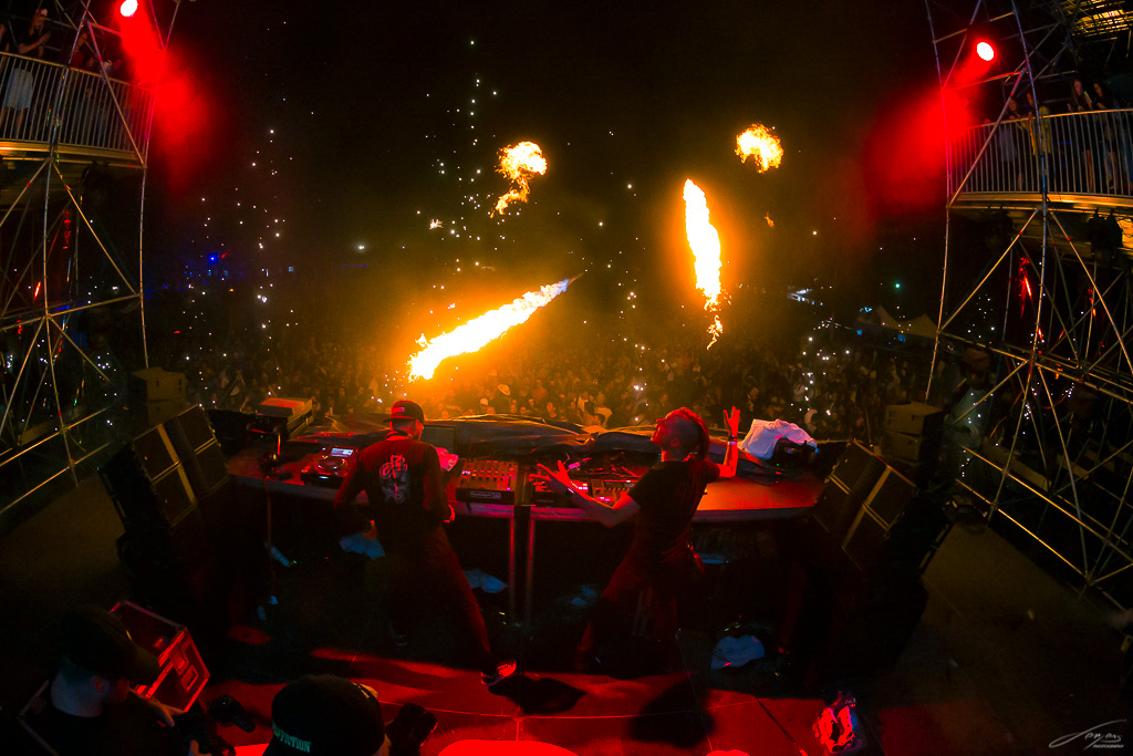 Dirtyphonics © Lempens Studio