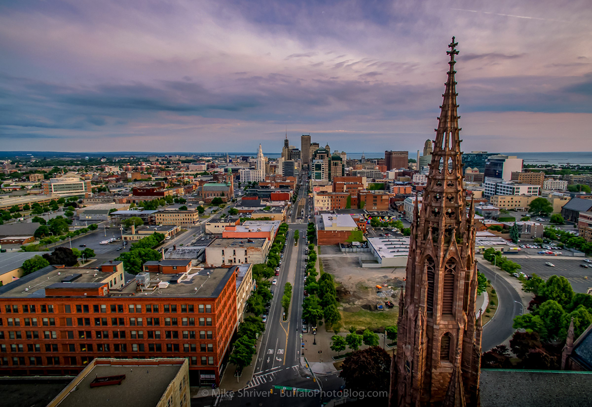 Photography of Buffalo, NY - sunday service: St. Louis R.C.