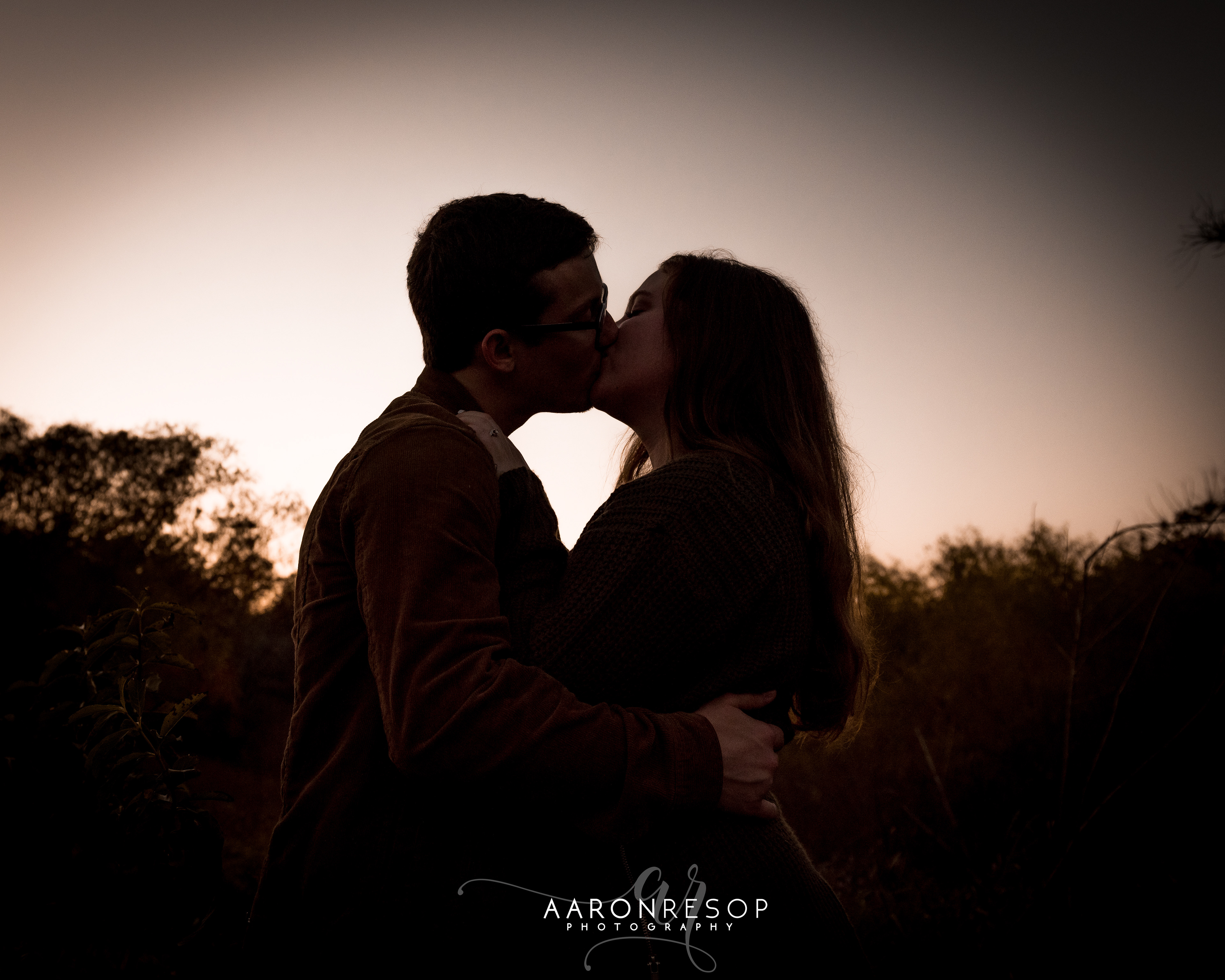 Engagement Photos taken in Cibolo, TX by wedding photographer Aaron Resop