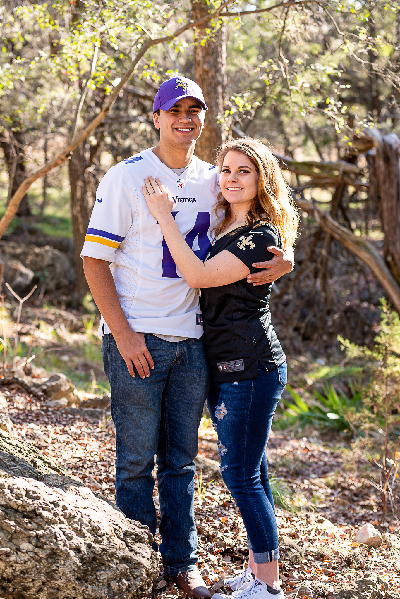 Engagement Photos taken in New Braunfels, TX by wedding photographer Aaron Resop