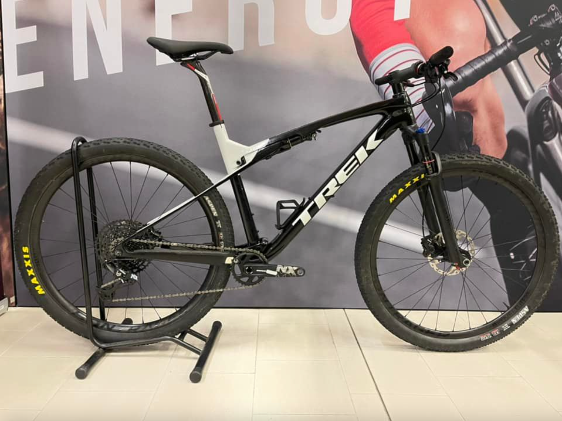 Usato Trek Supercaliber 9.7 tag. L