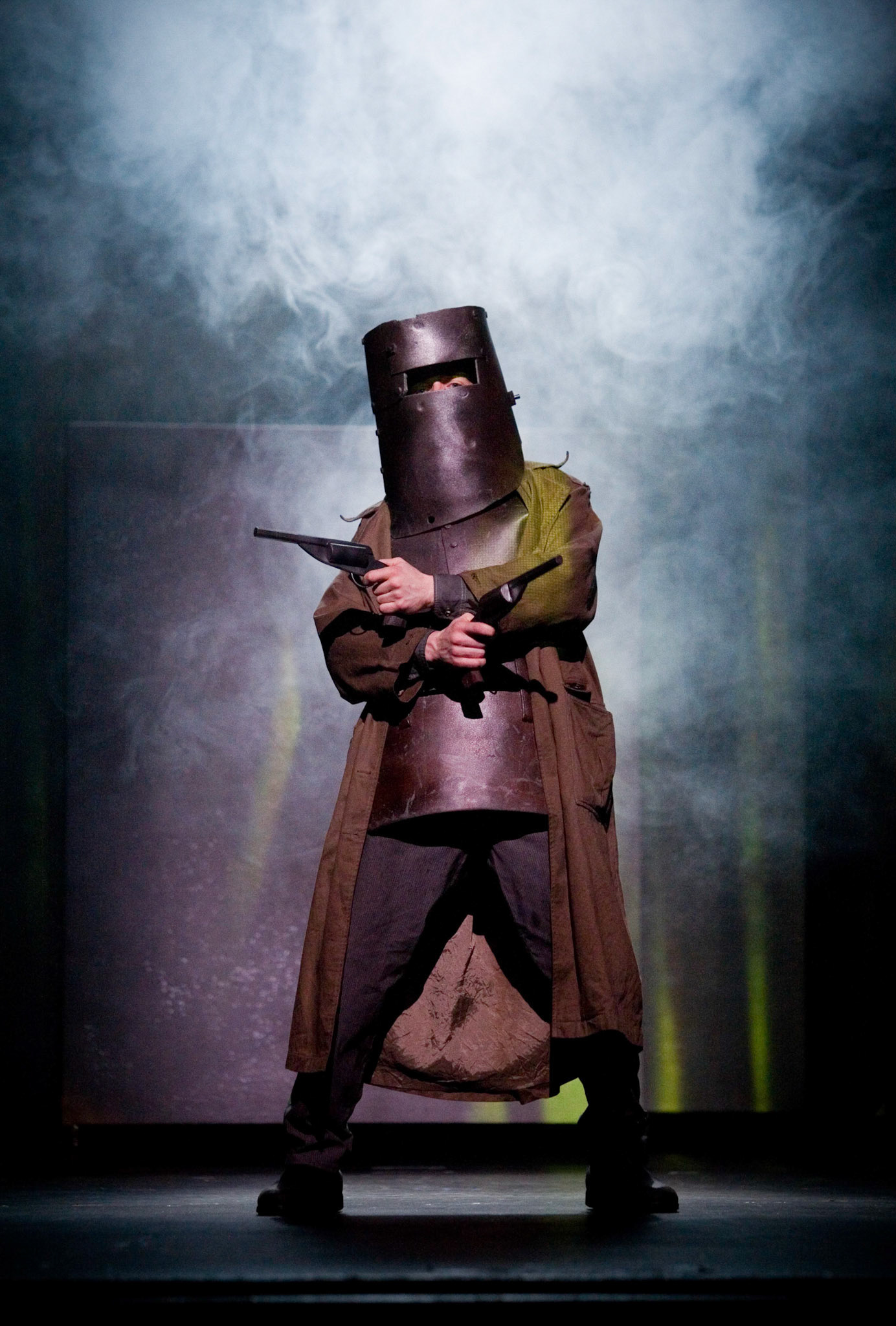 The Legend of Ned Kelly - Terrapin Puppet Theatre 2006