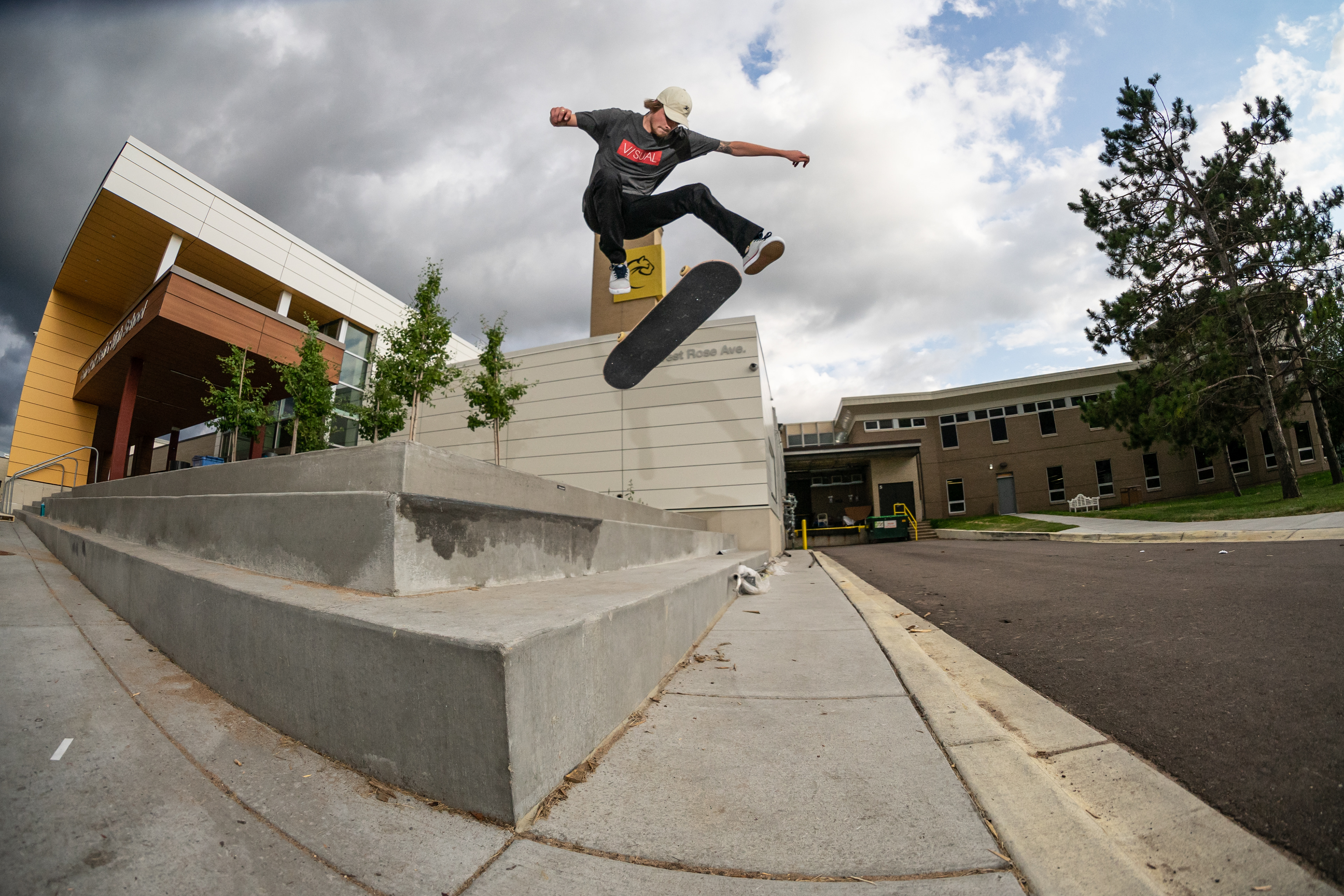Mikey Carter - Tre Flip