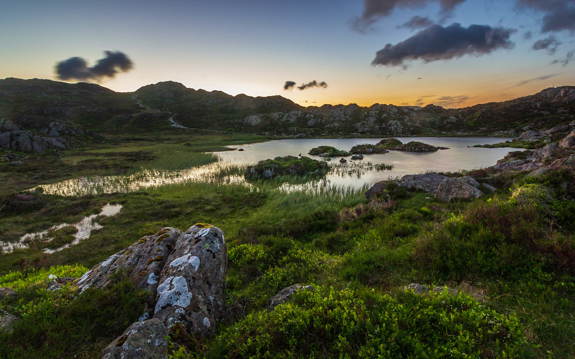Innominate tarn