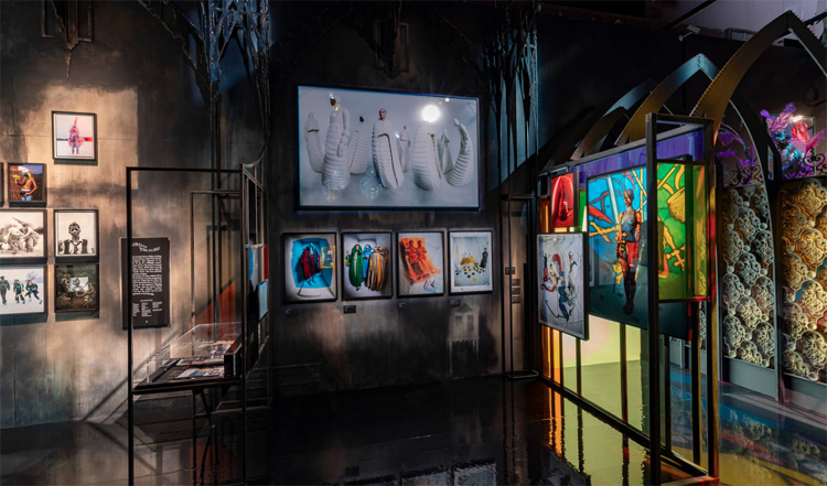 Andy Knight Ltd, Client Tim Walker/ V&A, Beautiful Things Exhibition