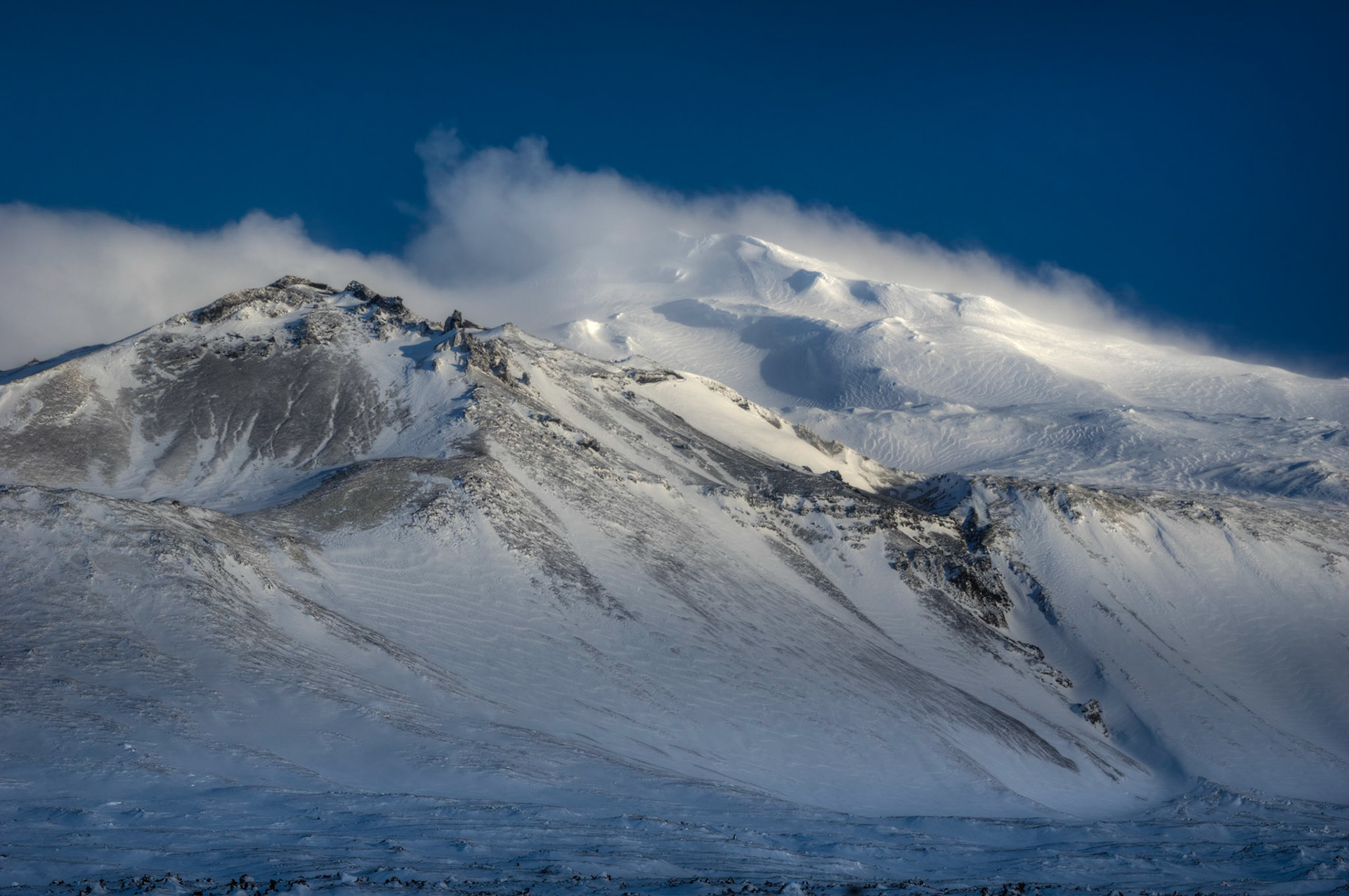 Snæfellsjökull, the volcano which is the setting of Jules Verne's "Journey To The Centre of the Earth"Þjóðgarðurinn SnæfellsjökullVesturland, IcelandFebruary 6, 2016This is an HDR image consisting of 5 exposures merged in Photomatix Pro. Additional processing in Lightroom and Photoshop.PENTAX K-3, Sigma 18-250mm f/3.5-6.3 DC OS HSMISO 100 63 mm  ¹⁄₁₀₀ sec at ƒ / 11