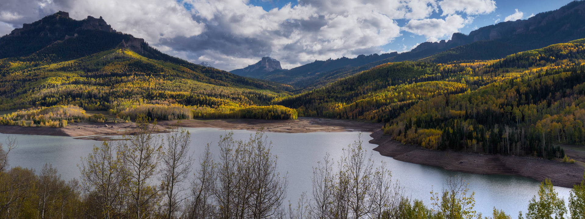 A brief moment of direct sun on the aspen groves near Two Jack Reservoir, in the San Juan Mountains.  Uncompahgre National ForestColoradoSeptember 28, 2017This is an HDR image consisting of 2 exposures merged in Photomatix Pro. Additional processing in Lightroom and Photoshop.PENTAX K-1, HD PENTAX-D FA 15-30mm F2.8ED SDM WRISO 100 30 mm  ¹⁄₂₀ sec at ƒ / 16