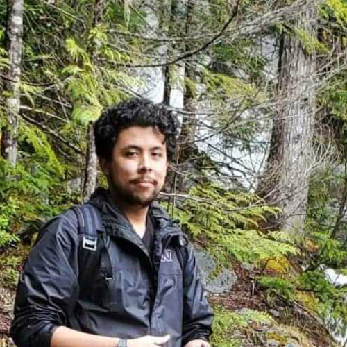 Roberto Carlos Segura; MCB gradaute student