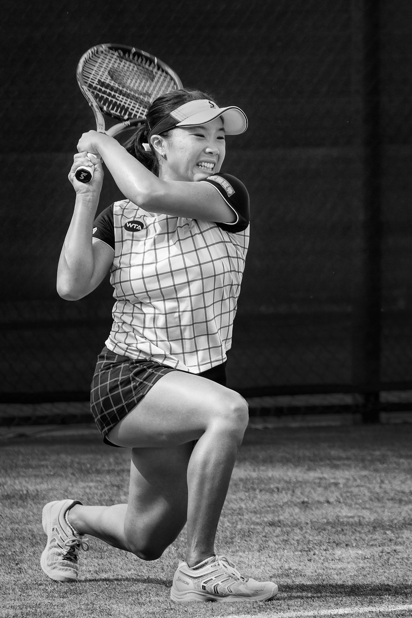 Low Backhand