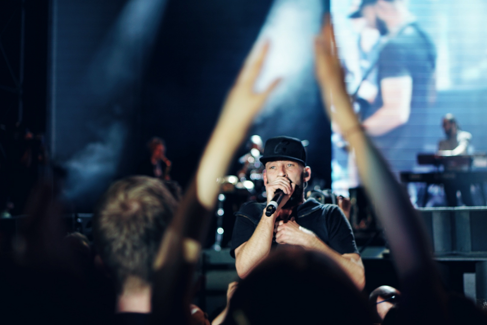 Gentleman live on stage