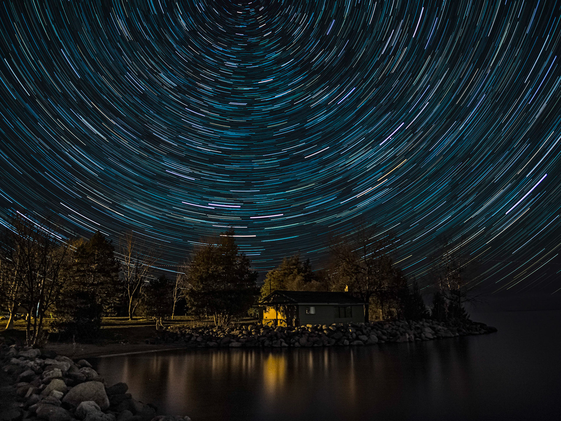 Star Trails Lora Bay