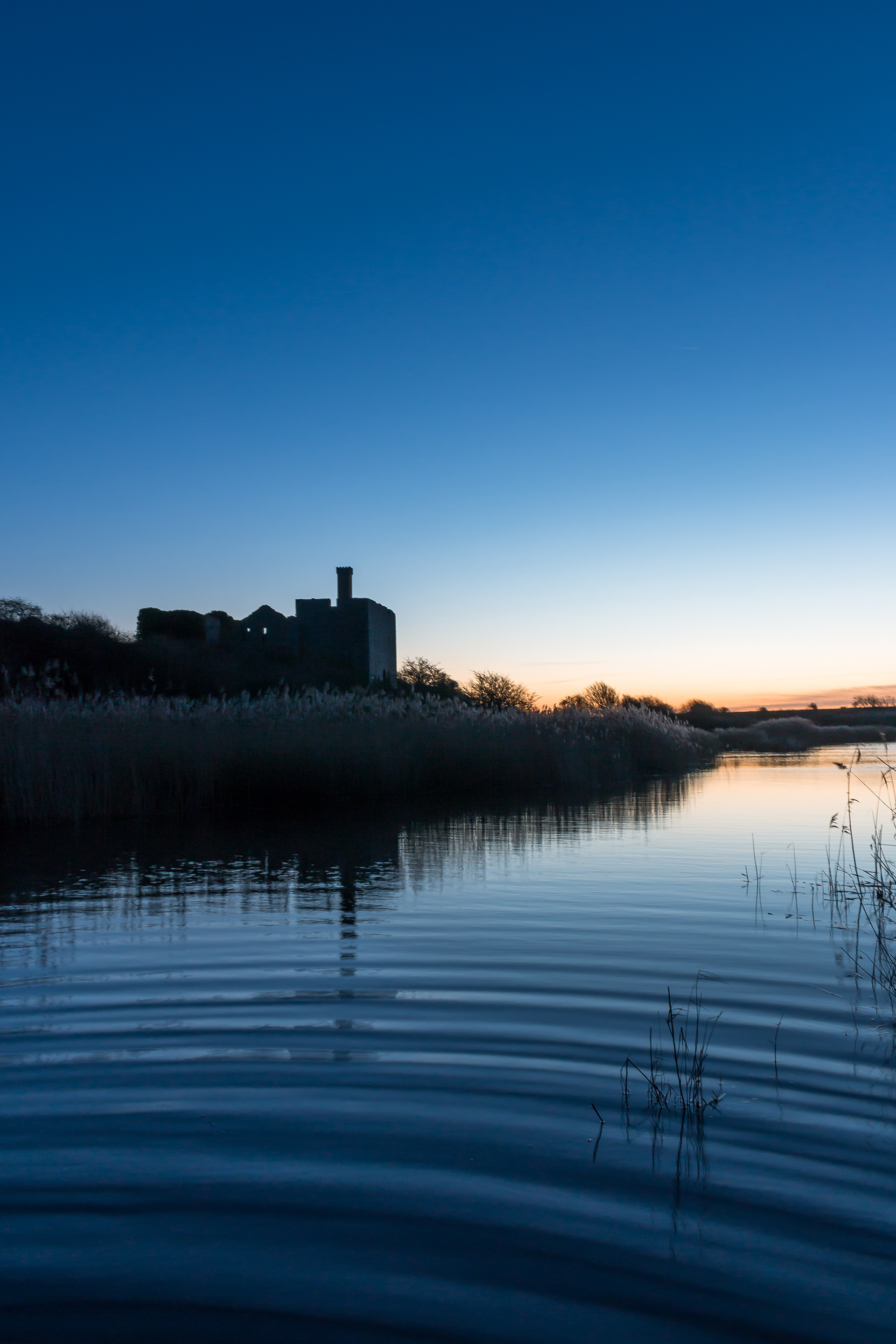 Aberthaw Linekiln Ripples Blue